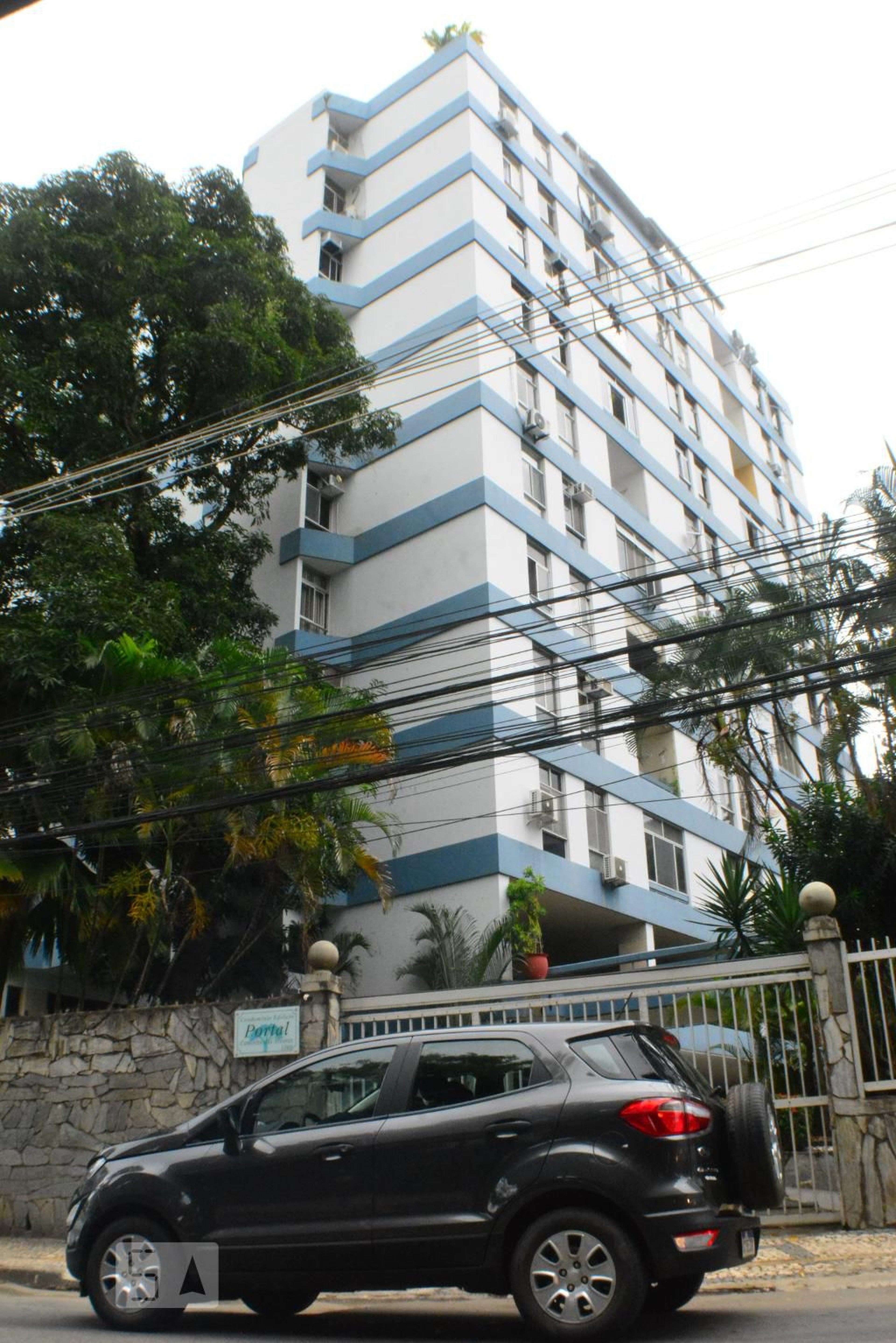 Fachada Condomínio em Avenida Presidente Tancredo Neves, 1160