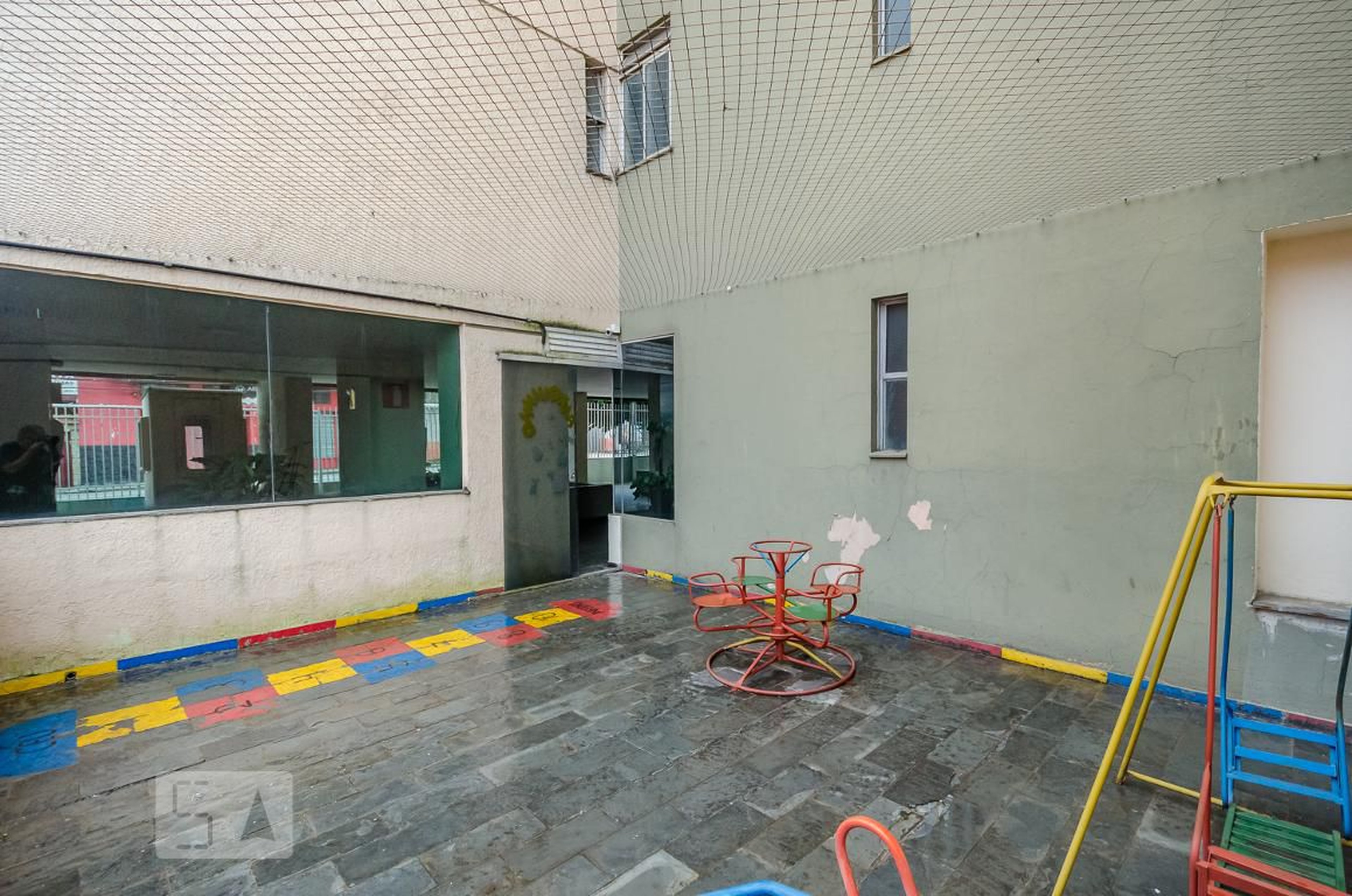 Playground - Inconfidentes