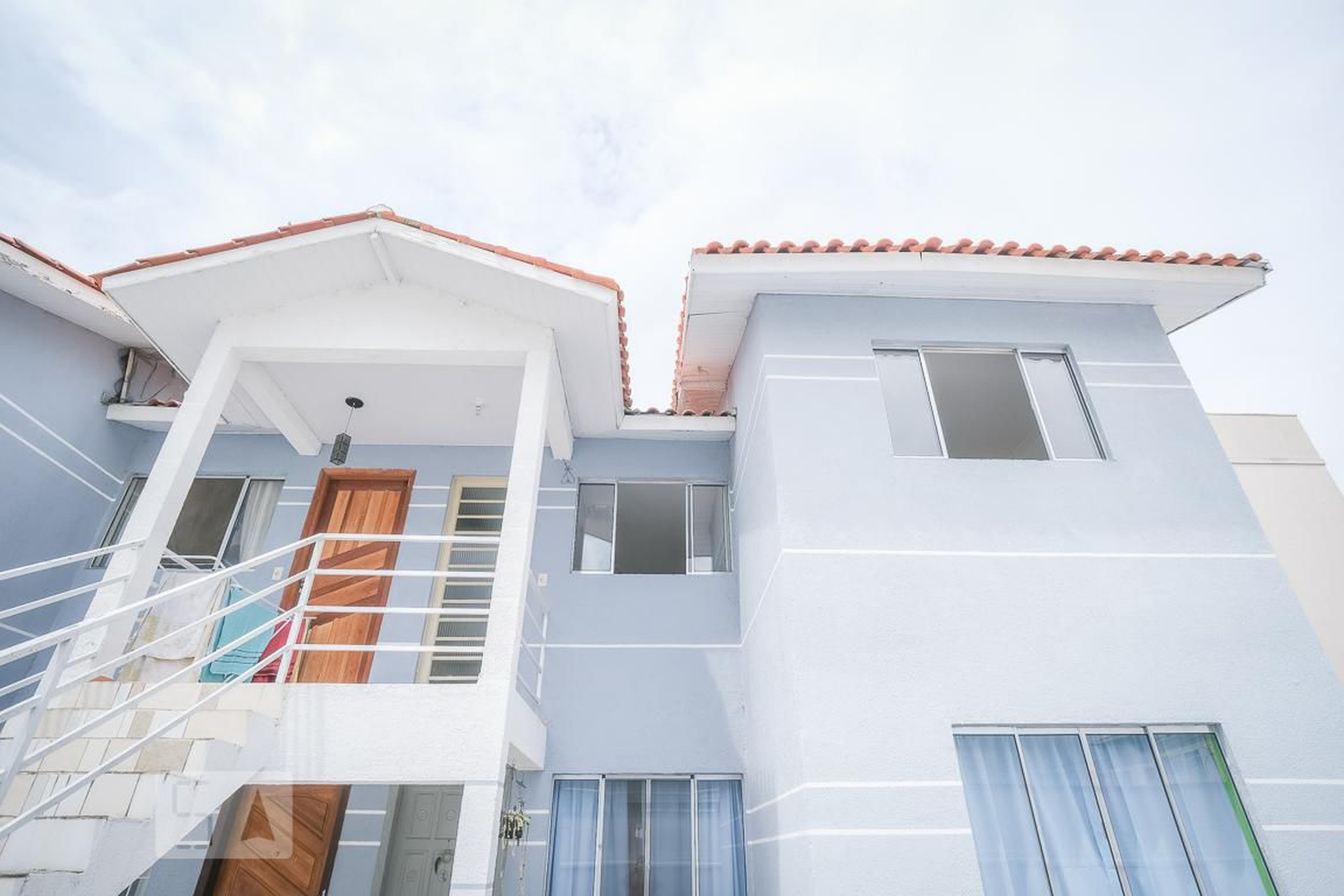 Fachada Condomínio em Rua Leonel Bassan, 666