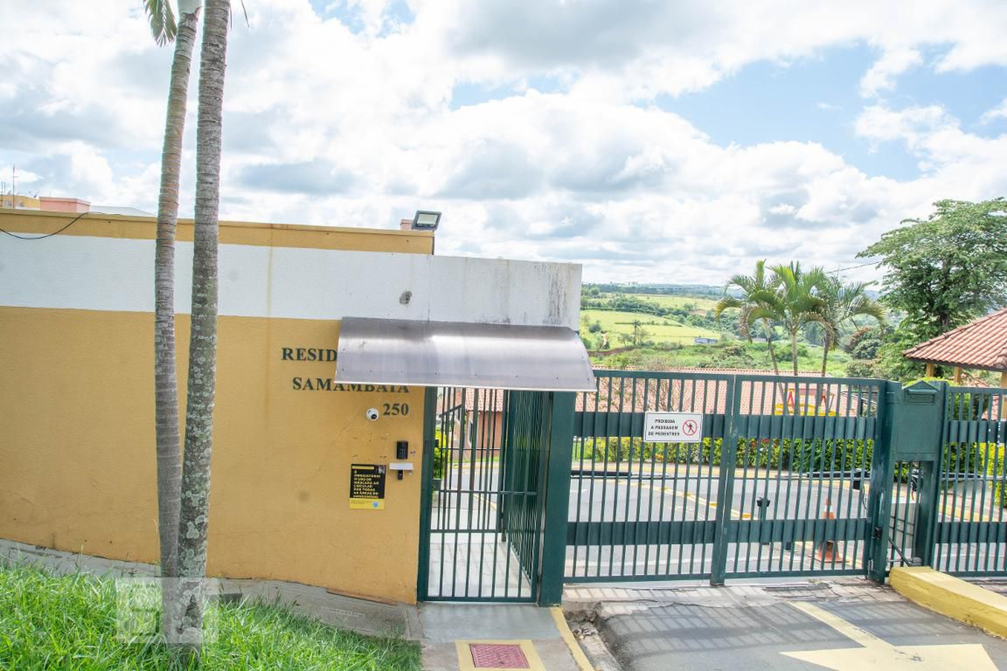 Fachada Condomínio Resid Samambaia