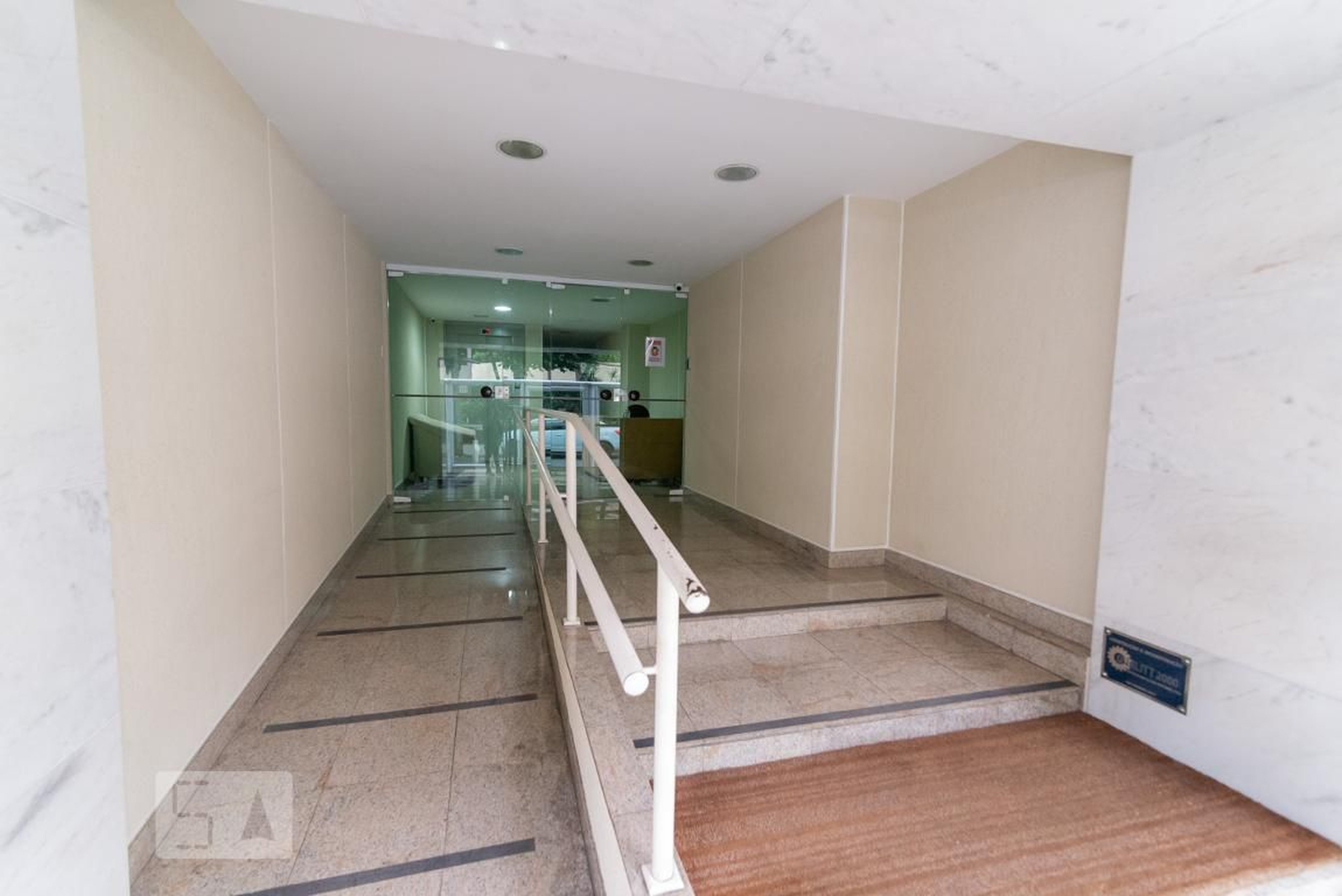 Hall de Entrada - Edificio Residencial Quality One