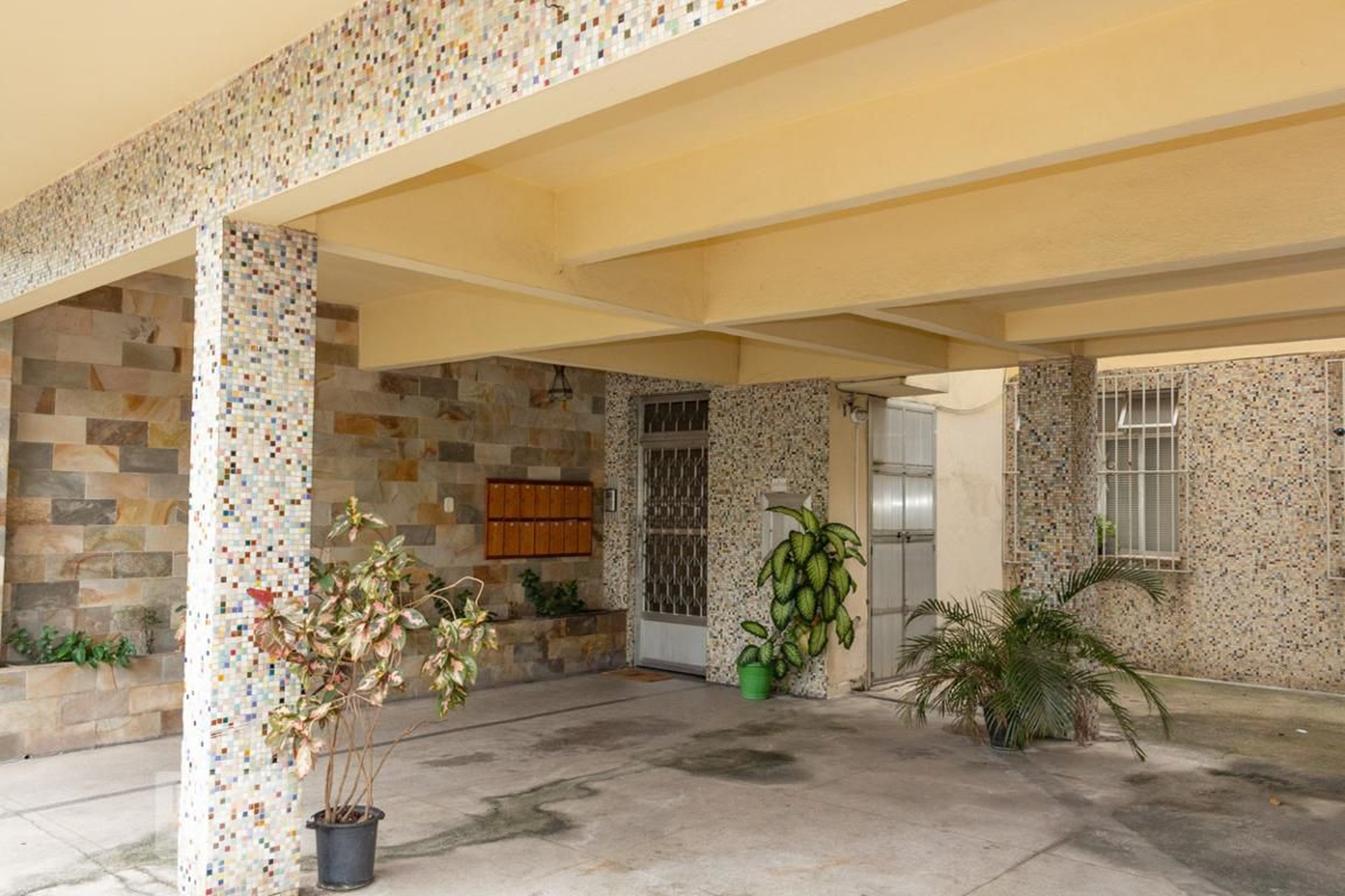 Área comum - entrada - 