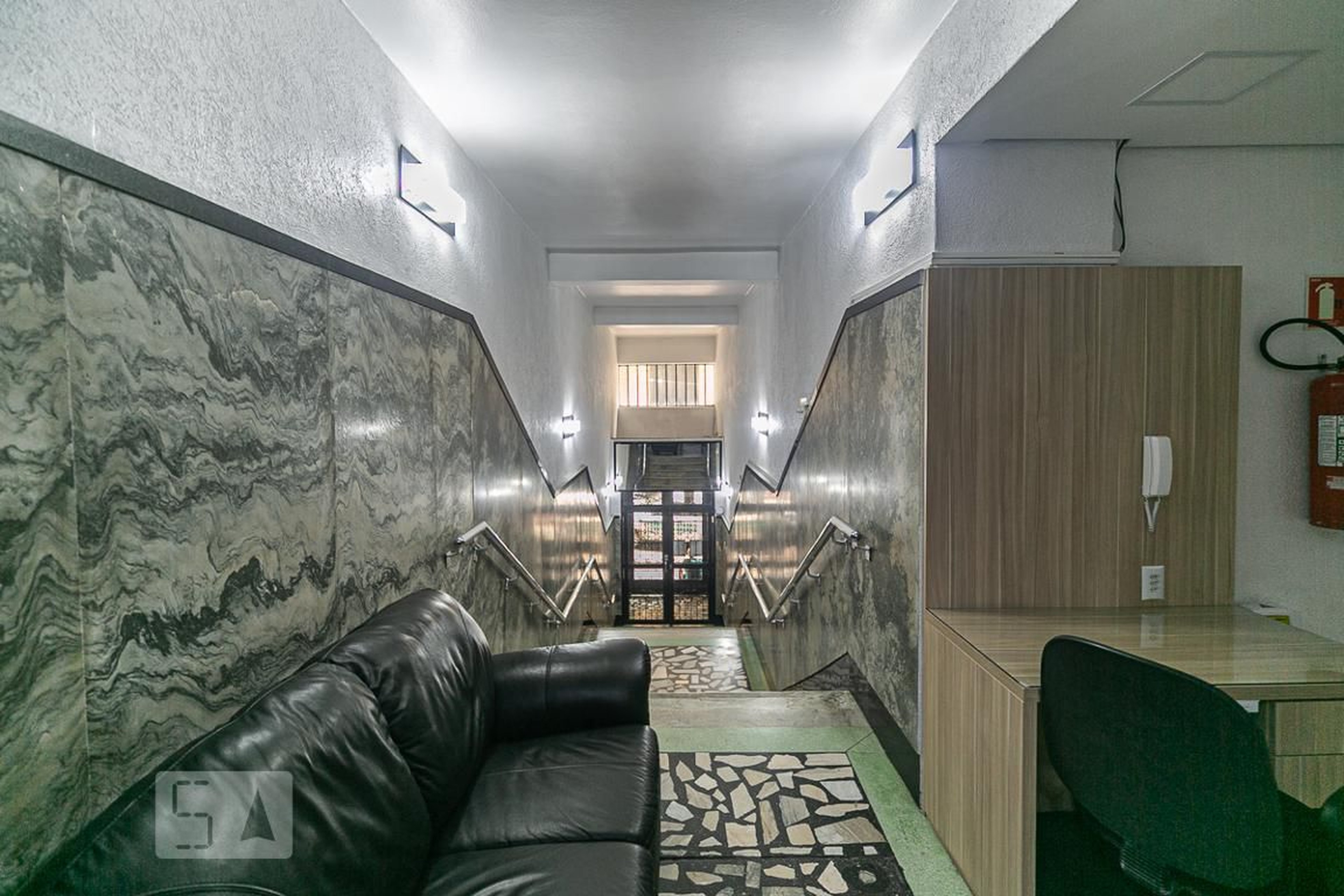 Hall de Entrada - 00358Edifício Esteves