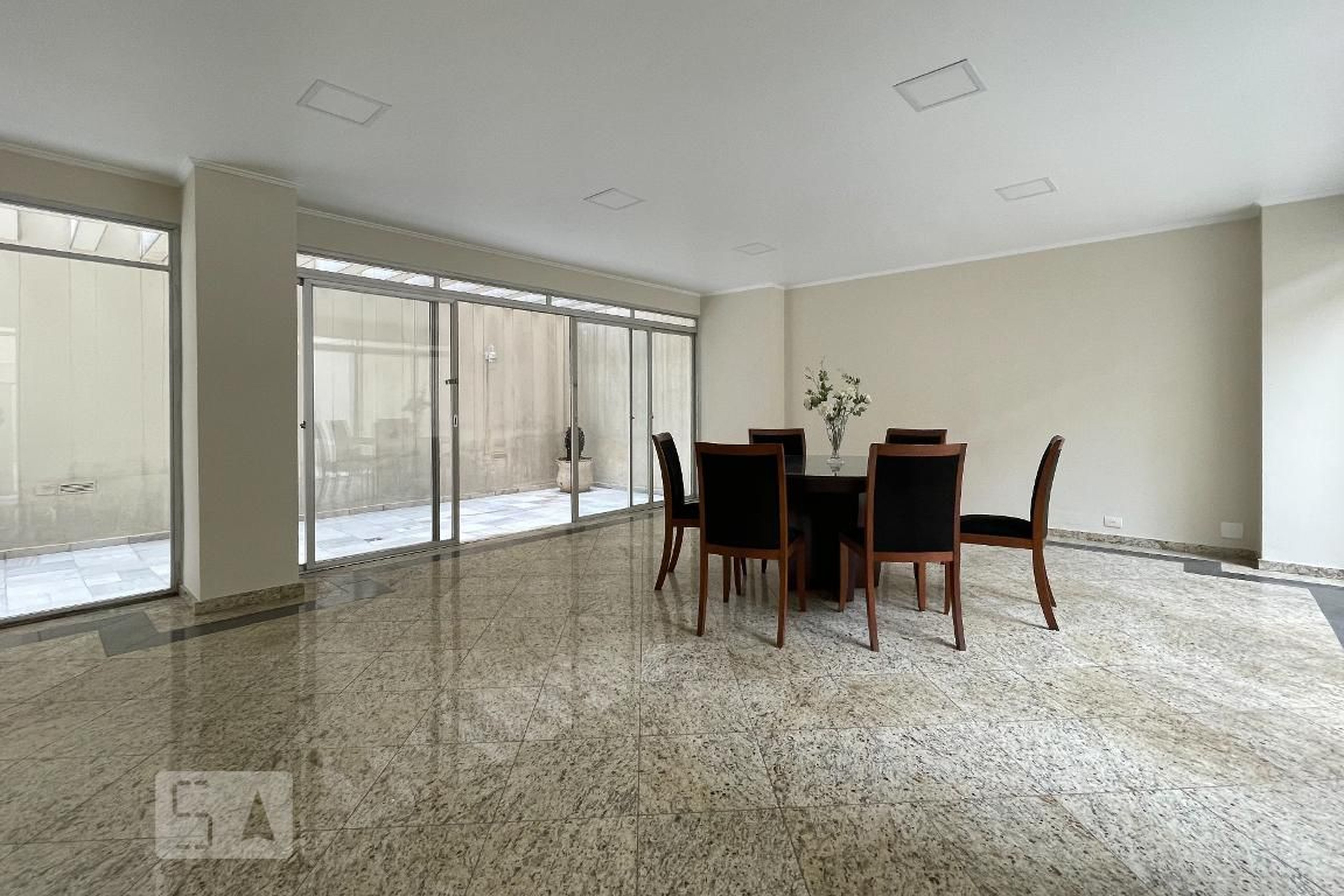 Área comum Edifício Columbia