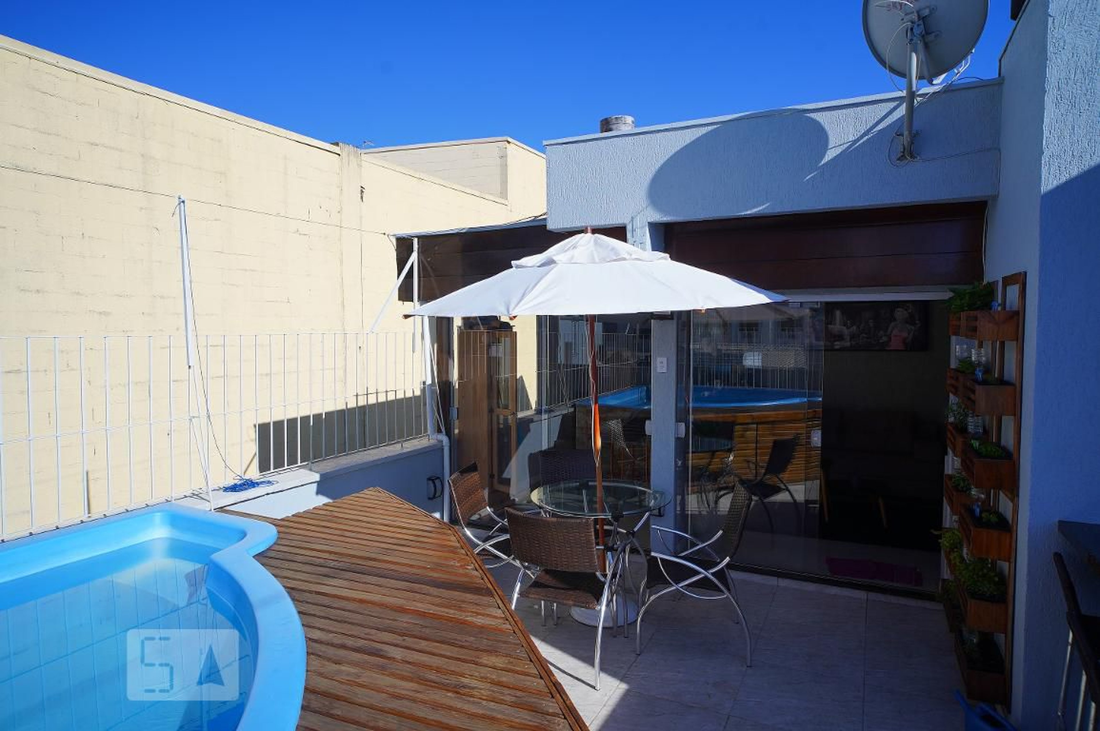 Piscina - Jardim Higienópolis