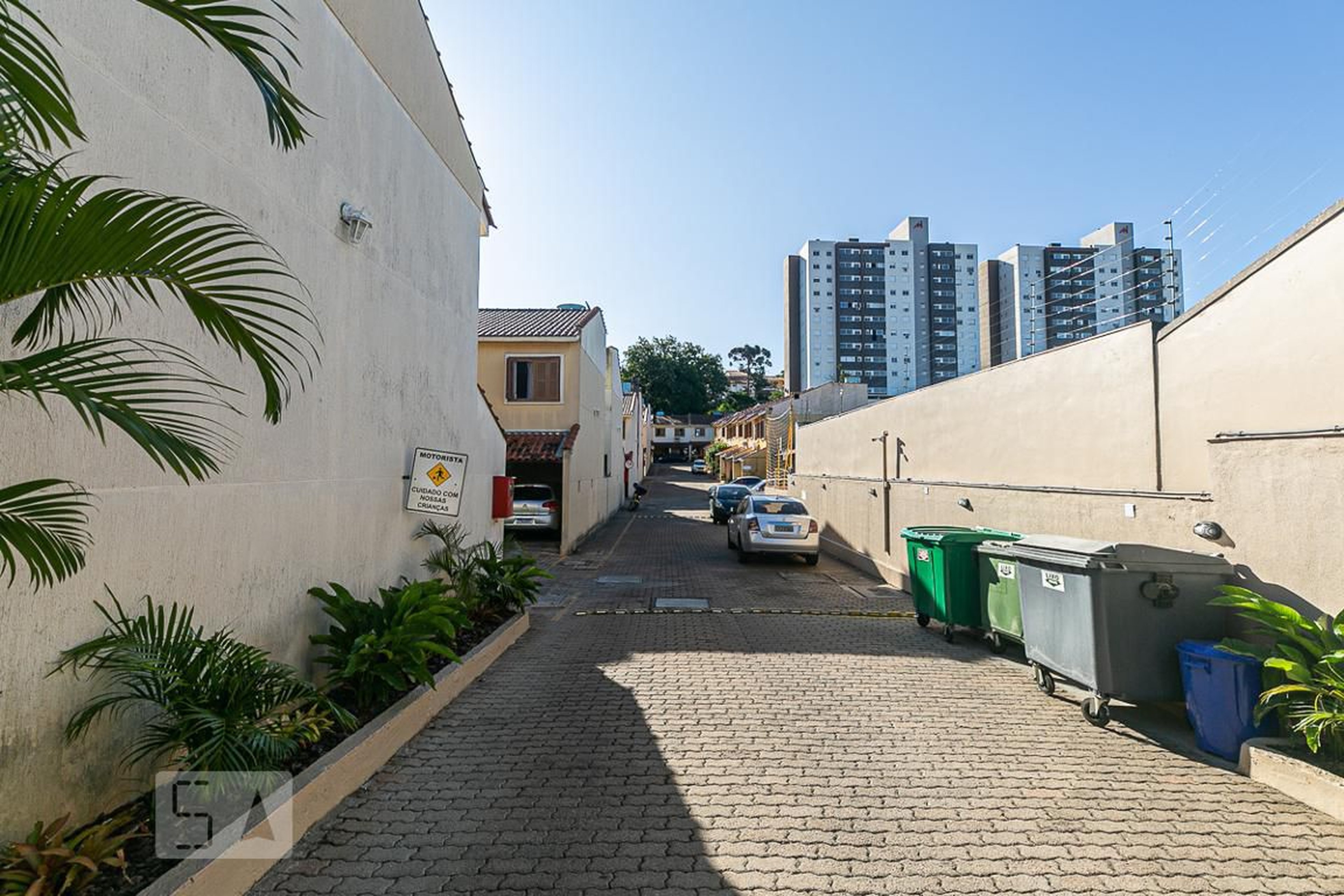 Fachada do Condomínio Condomínio Badalotti