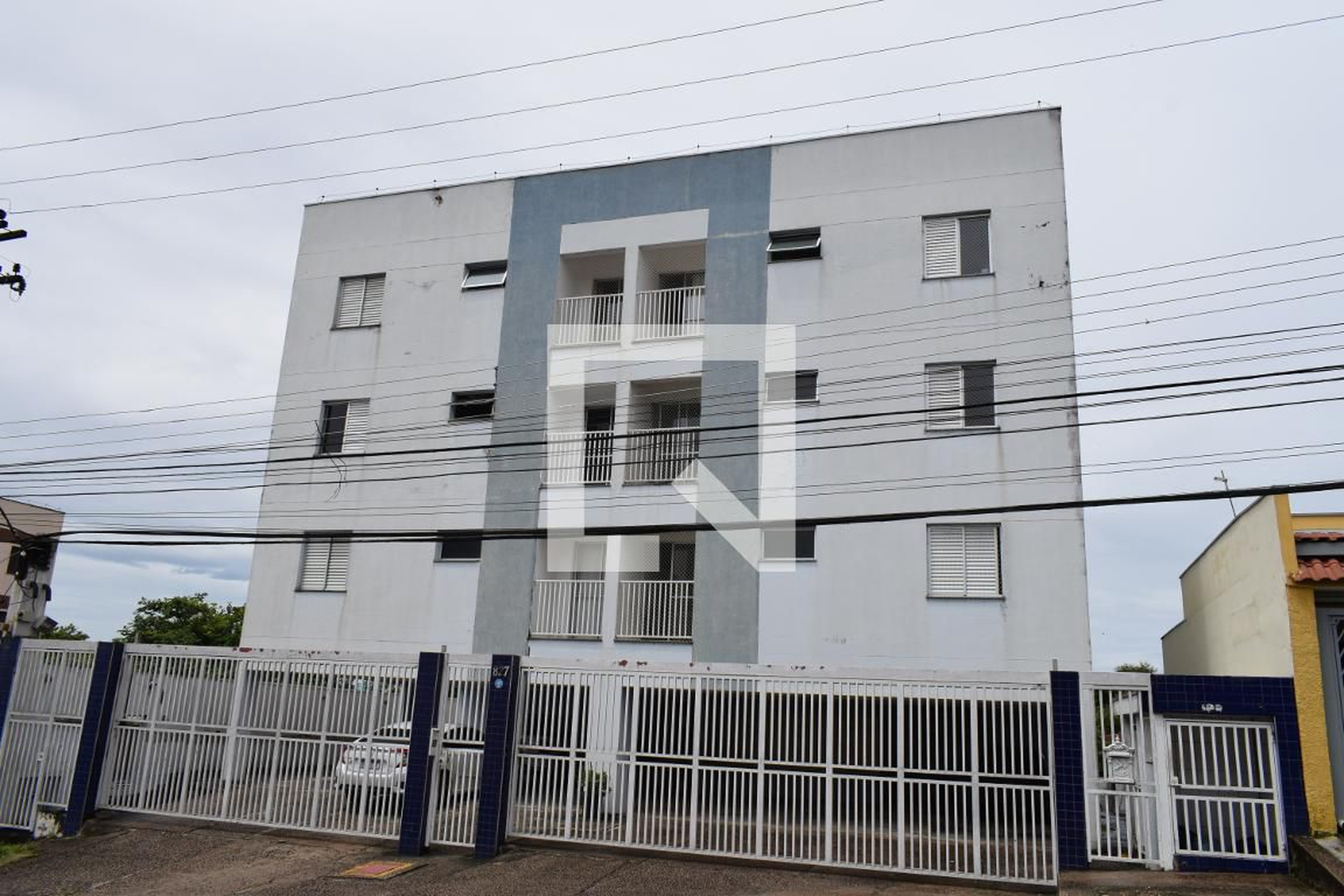 Fachada Condomínio em Avenida Doutor Nelson Vilaça, 87