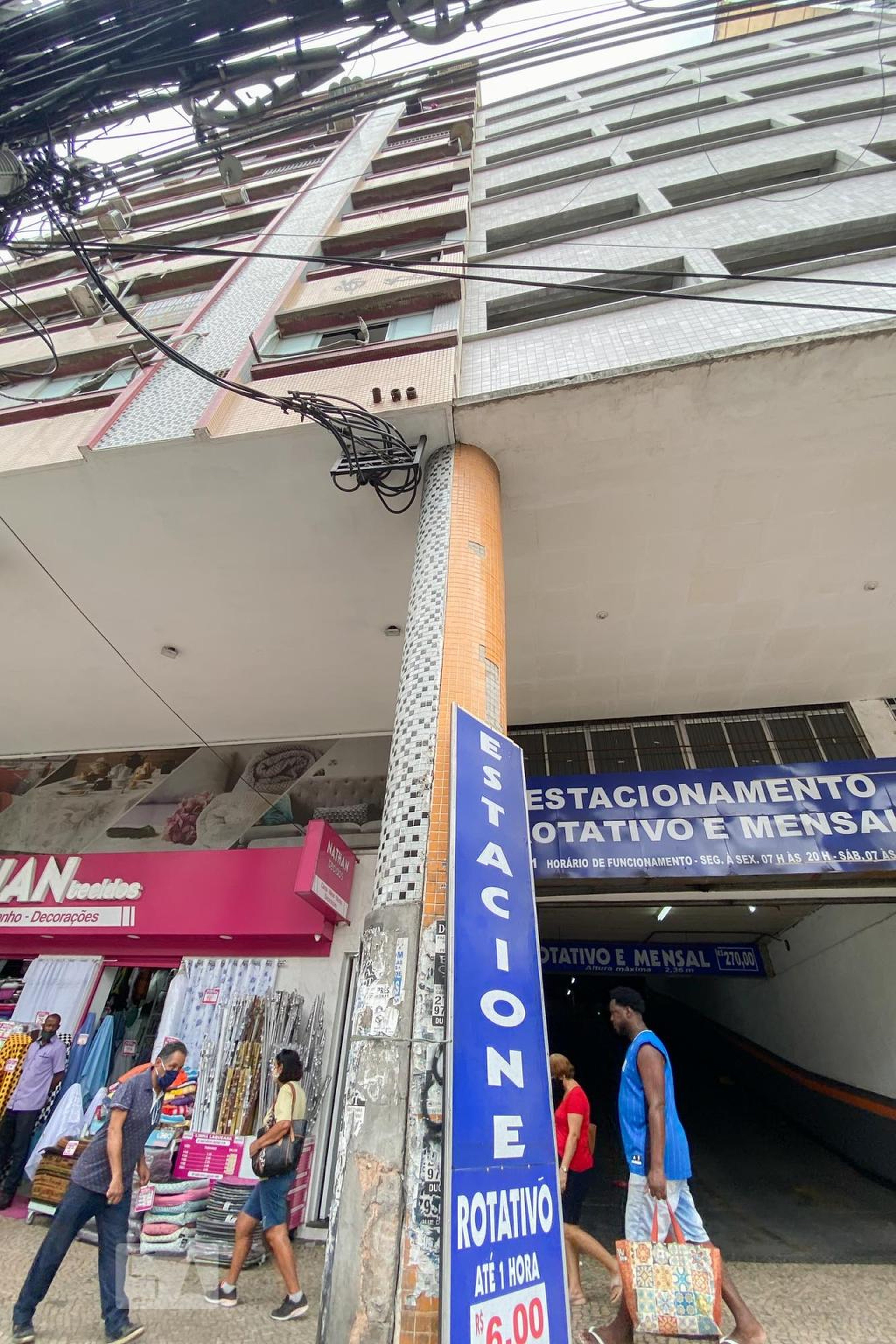 Fachada Condomínio em Avenida Governador Leonel de Moura Brizola, 1595