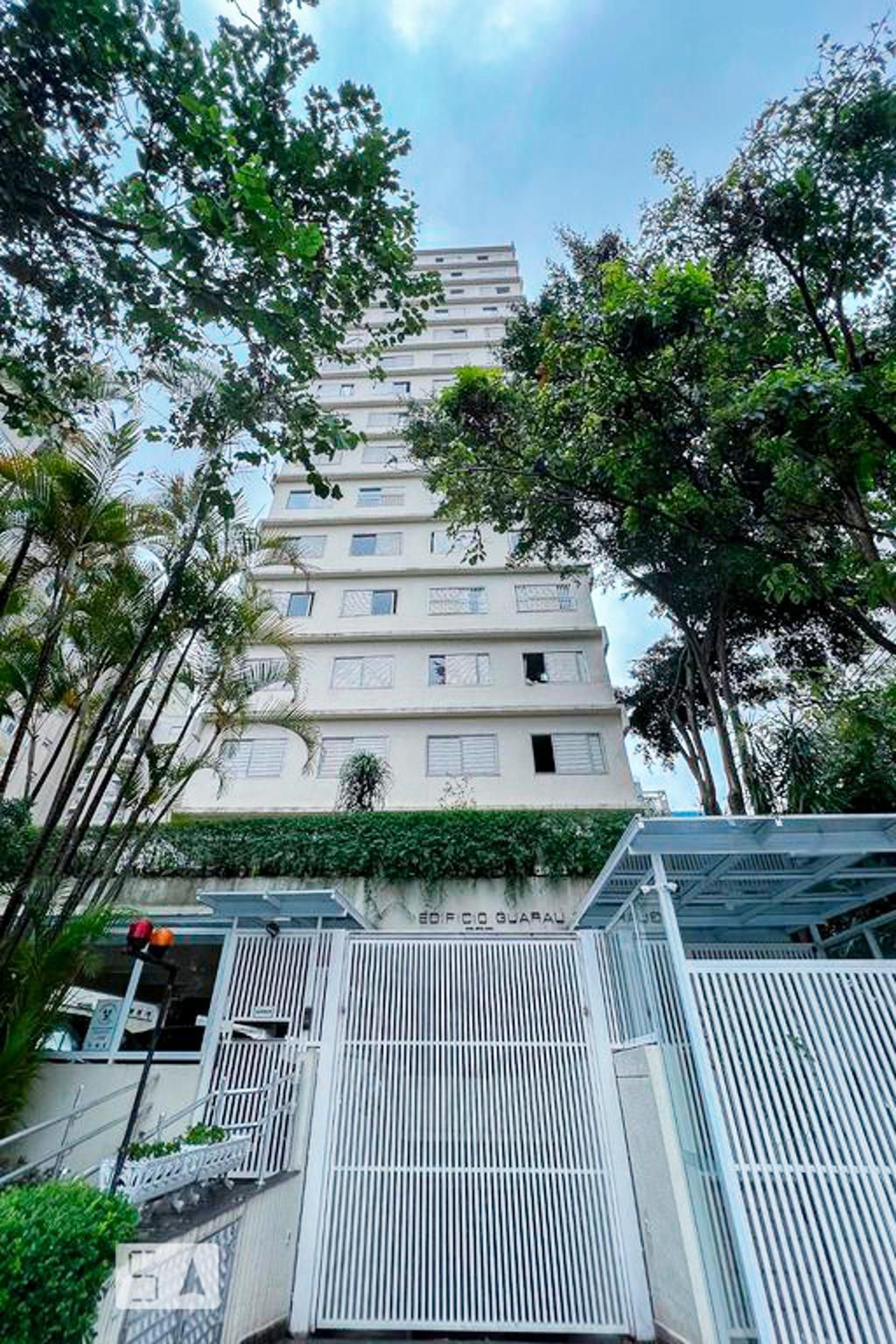Fachada do Prédio Condomínio Guaraú