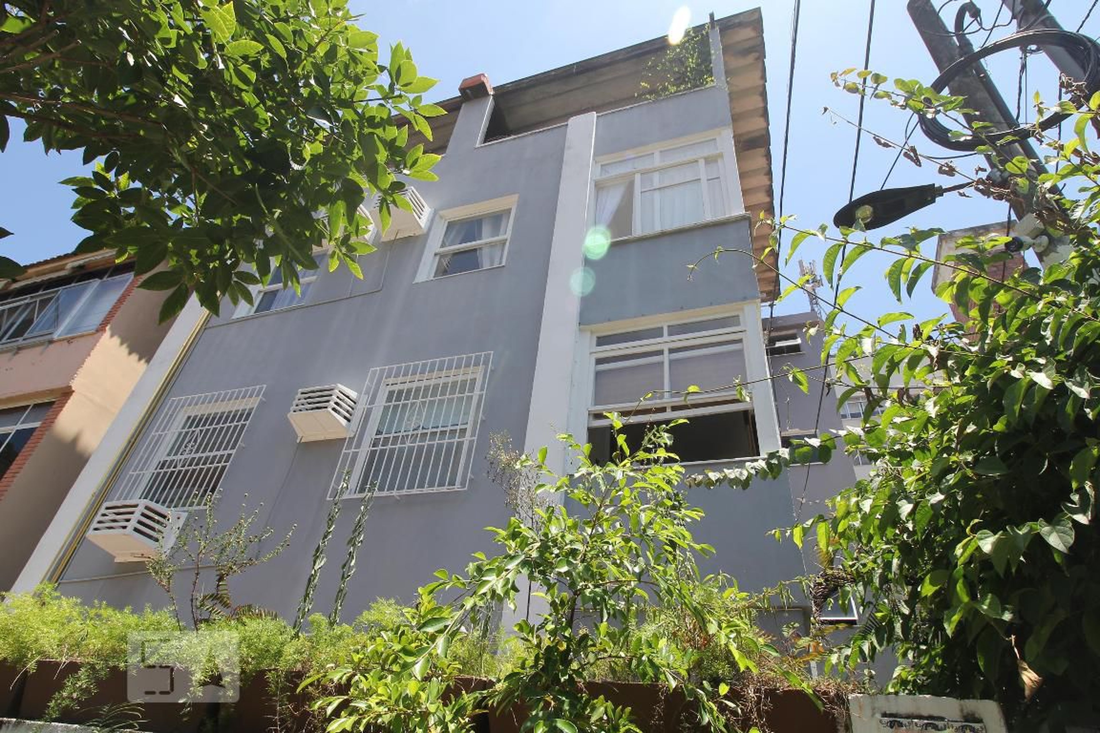 Fachada do Prédio Condomínio em Rua Otávio Corrêa, 241