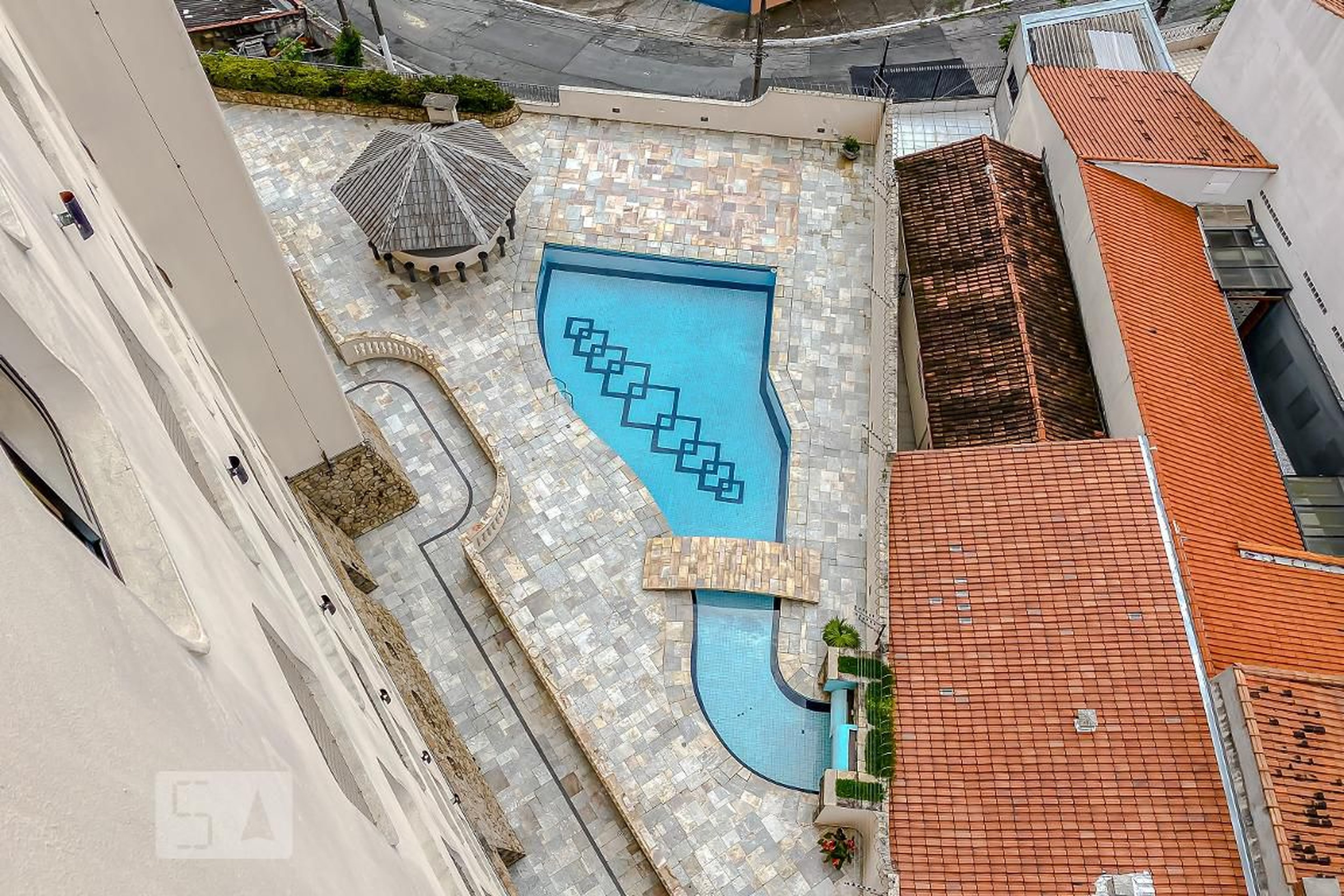 Piscina - Edifício Amadeus