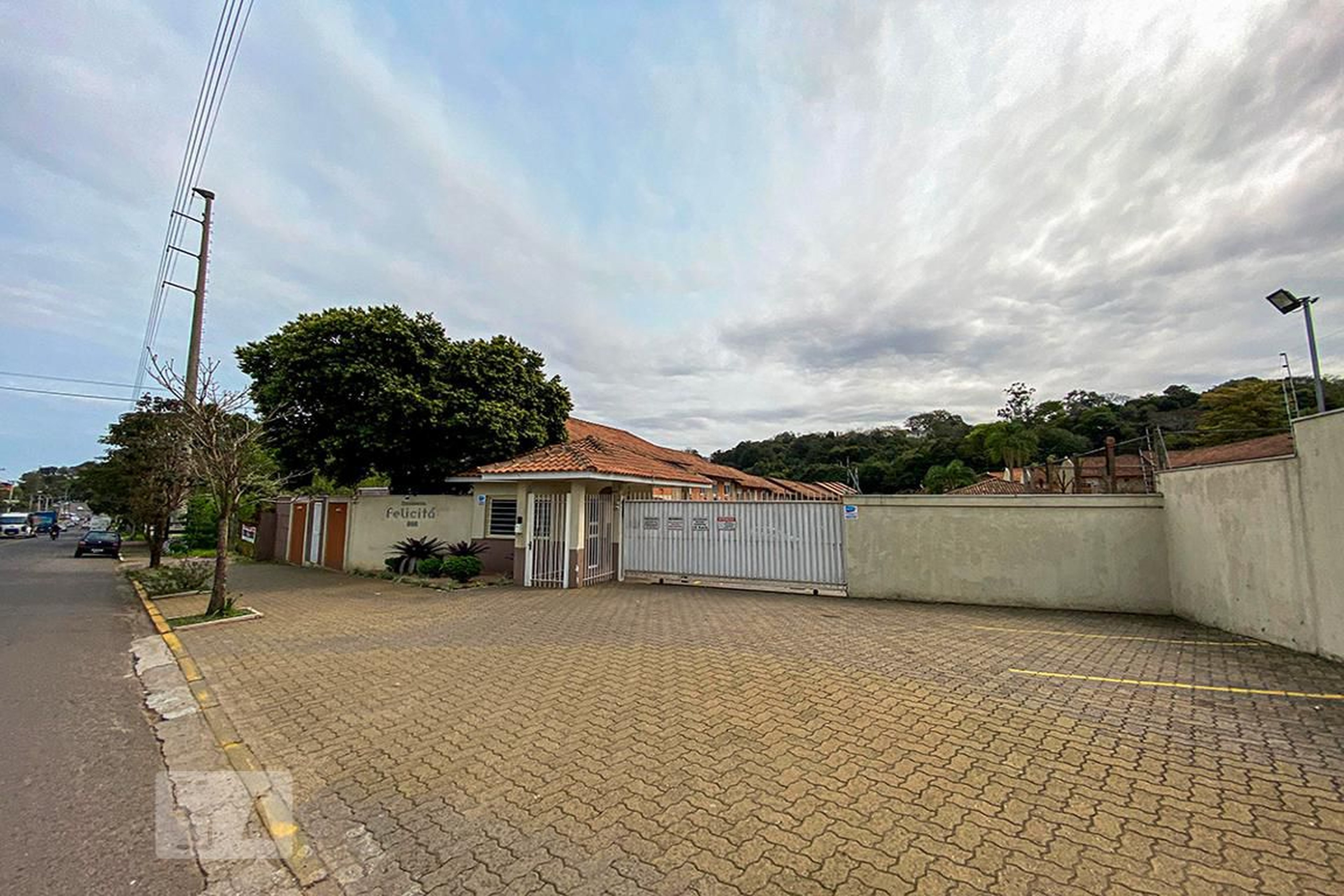 Fachada do Condomínio Residencial Felicita