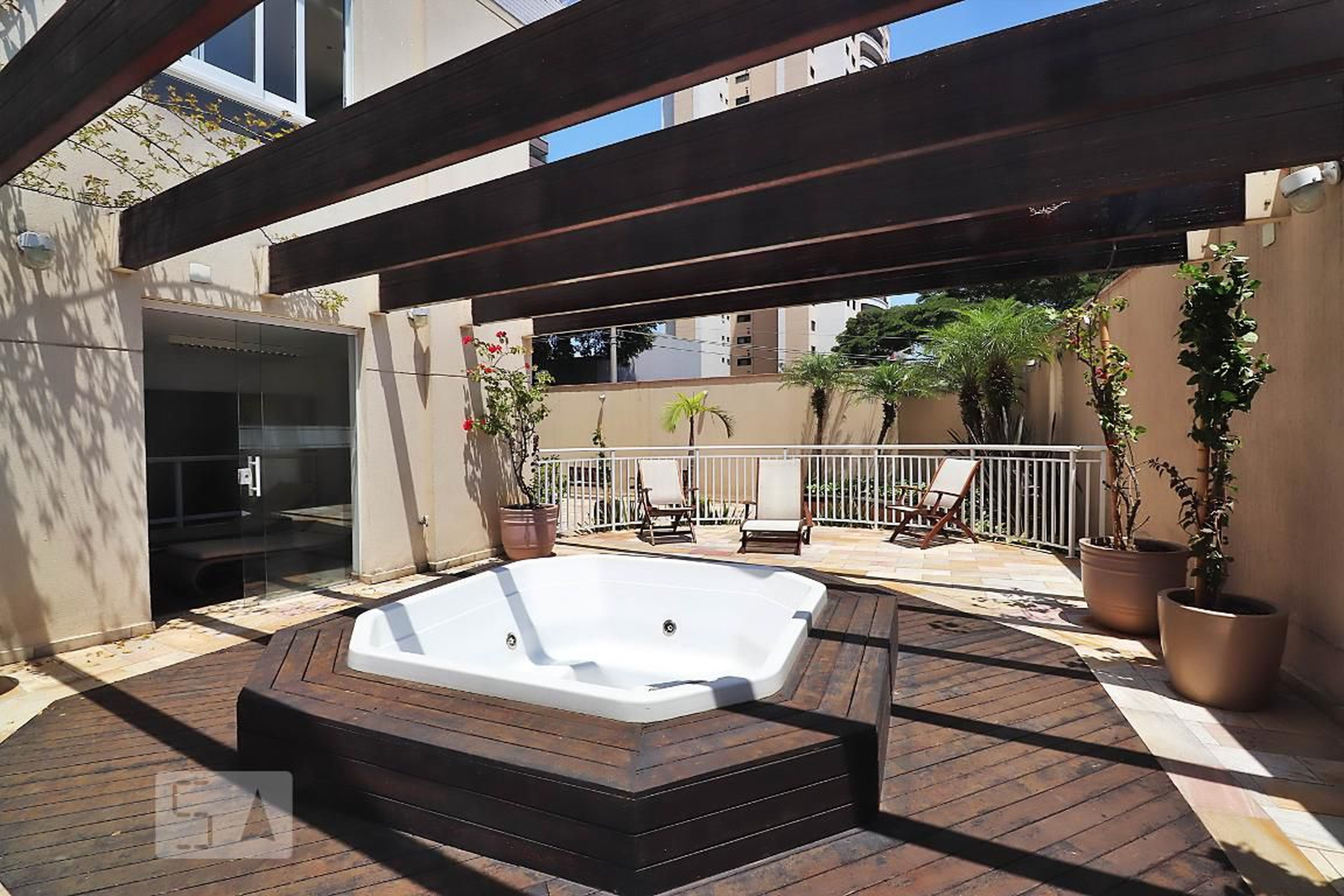 Spa - Contemporâneo Jardim