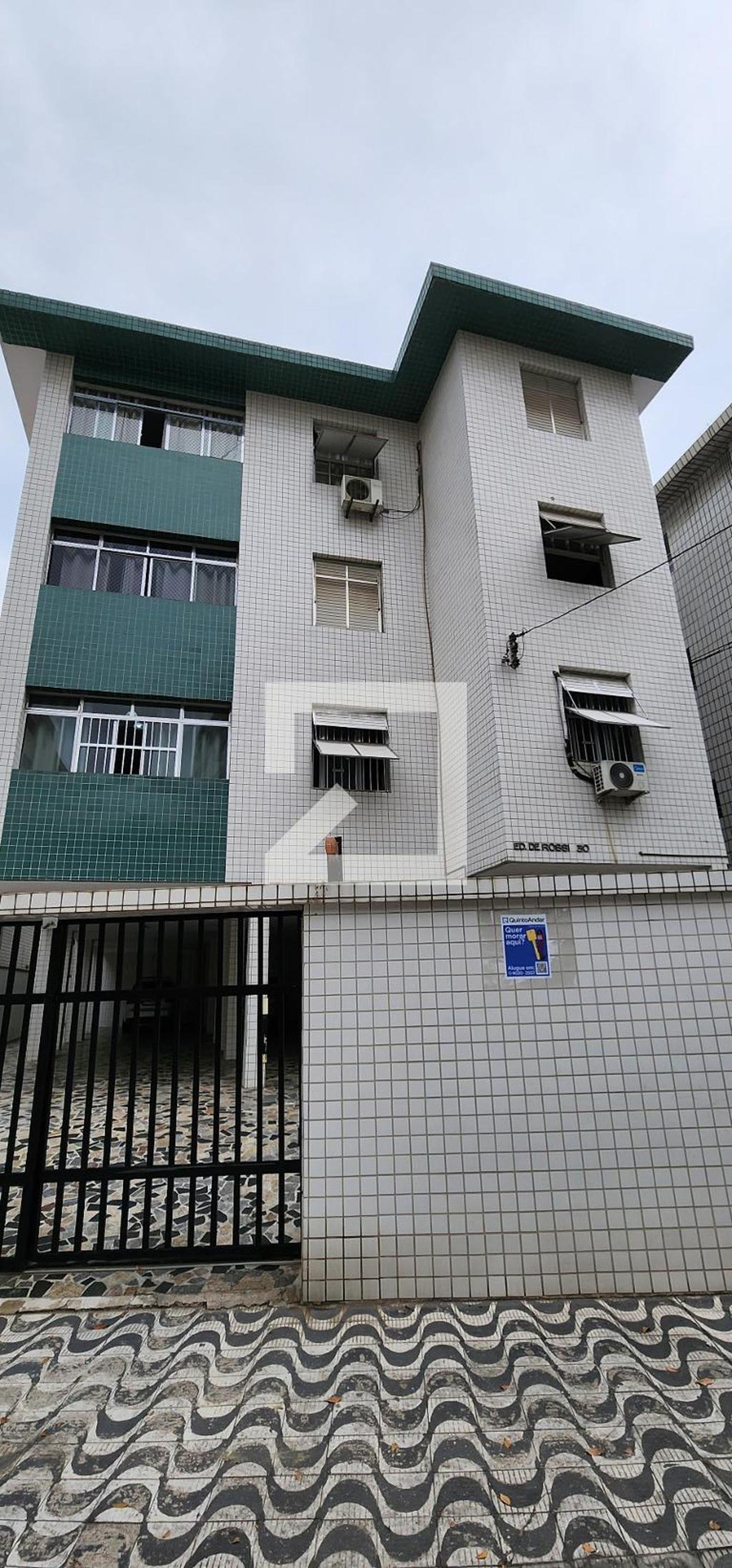 Fachada do Prédio Condomínio em Rua Frei Francisco Sampaio, 30