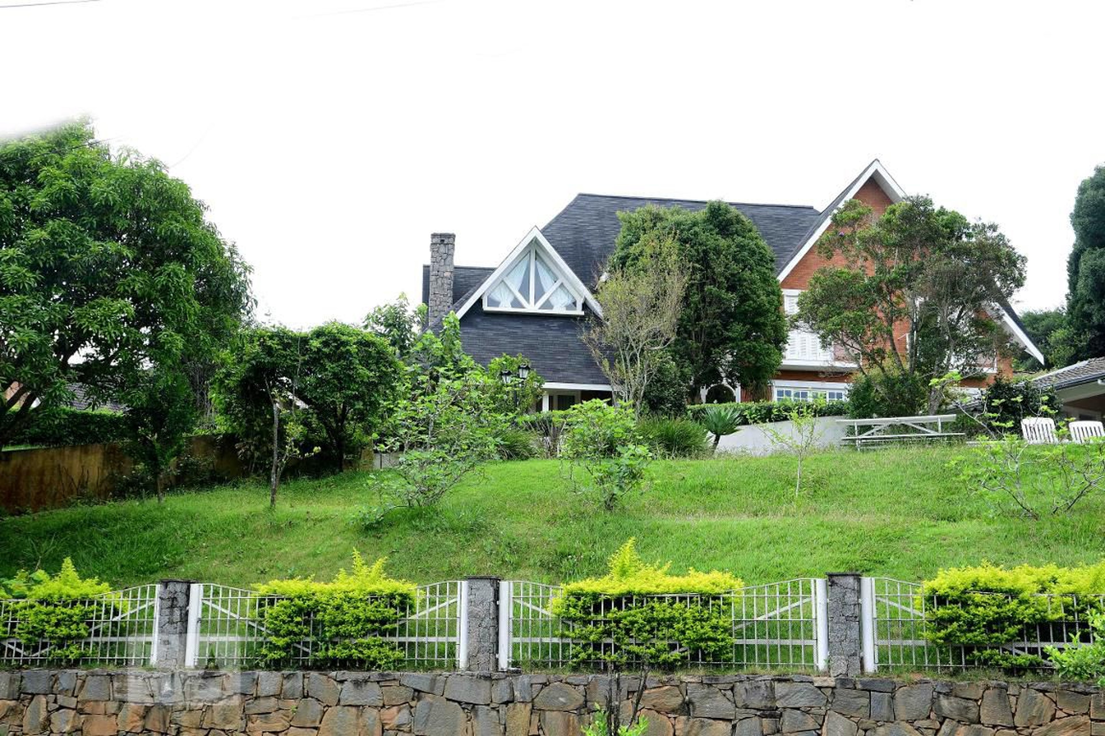 Fachada Condomínio em Rua Duarte da Costa, 1113