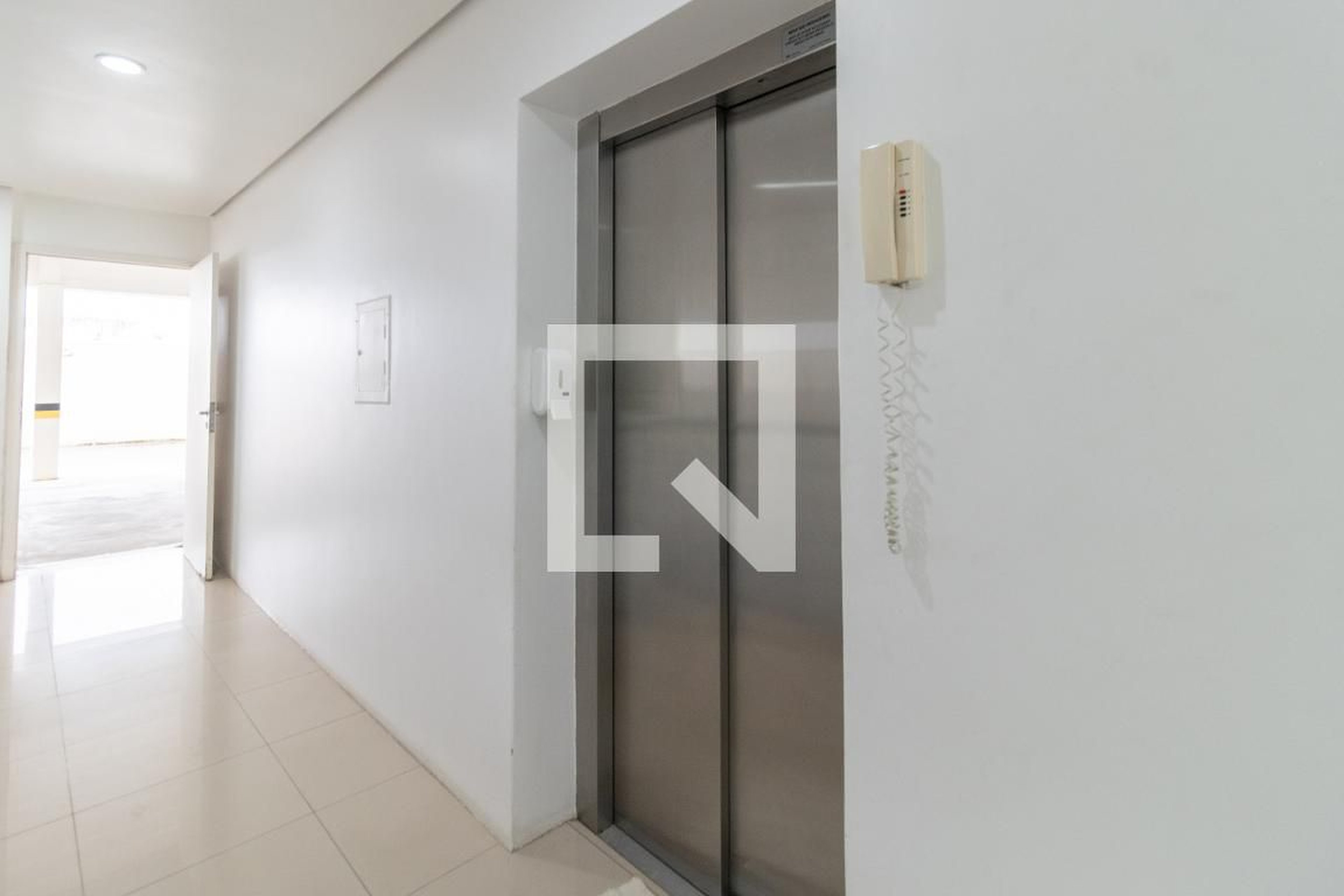 Elevador - Edifício Solar da Praça