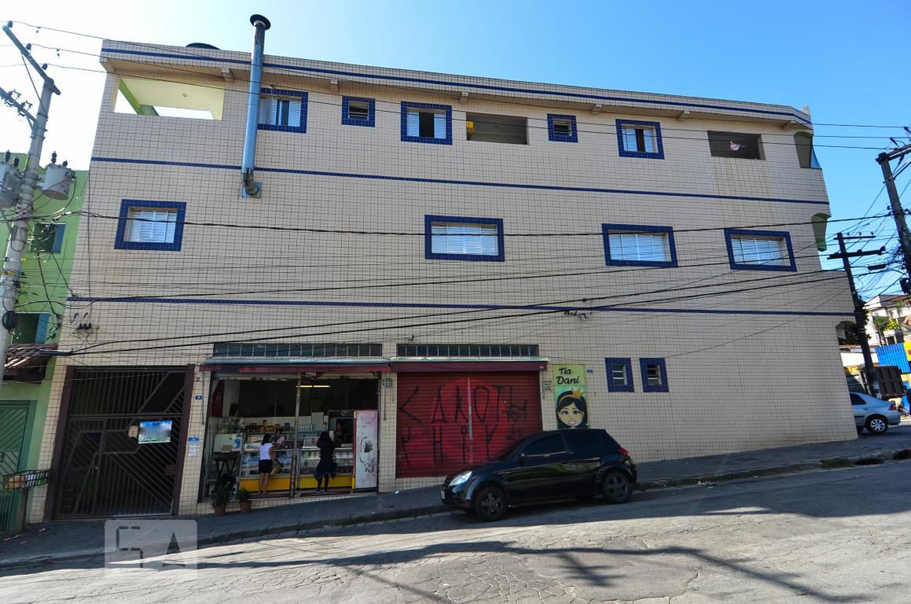 Fachada Condomínio em Rua Padre Geraldo Mauzeroll, 28