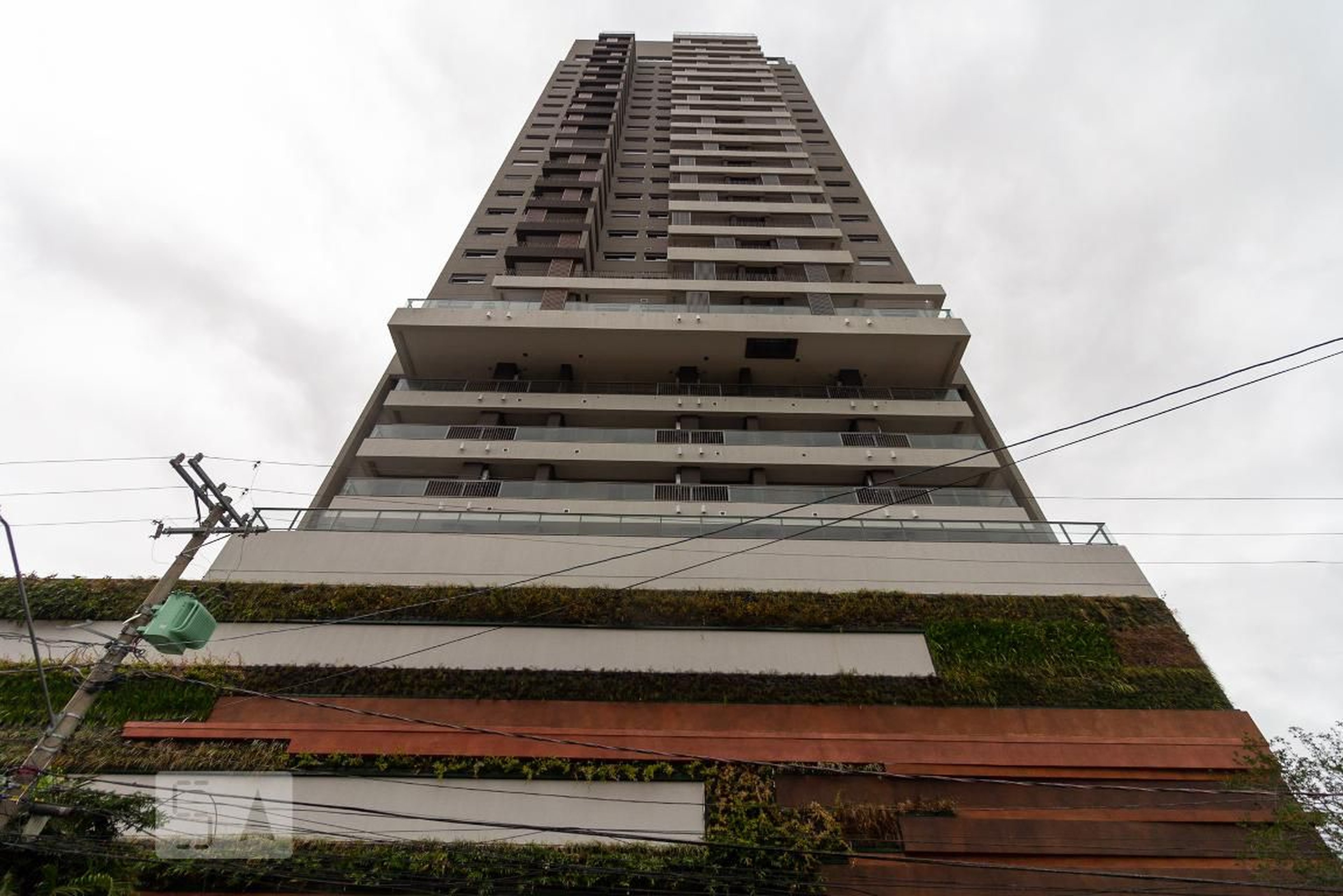 Fachada Condomínio em Rua Dráusio, 148