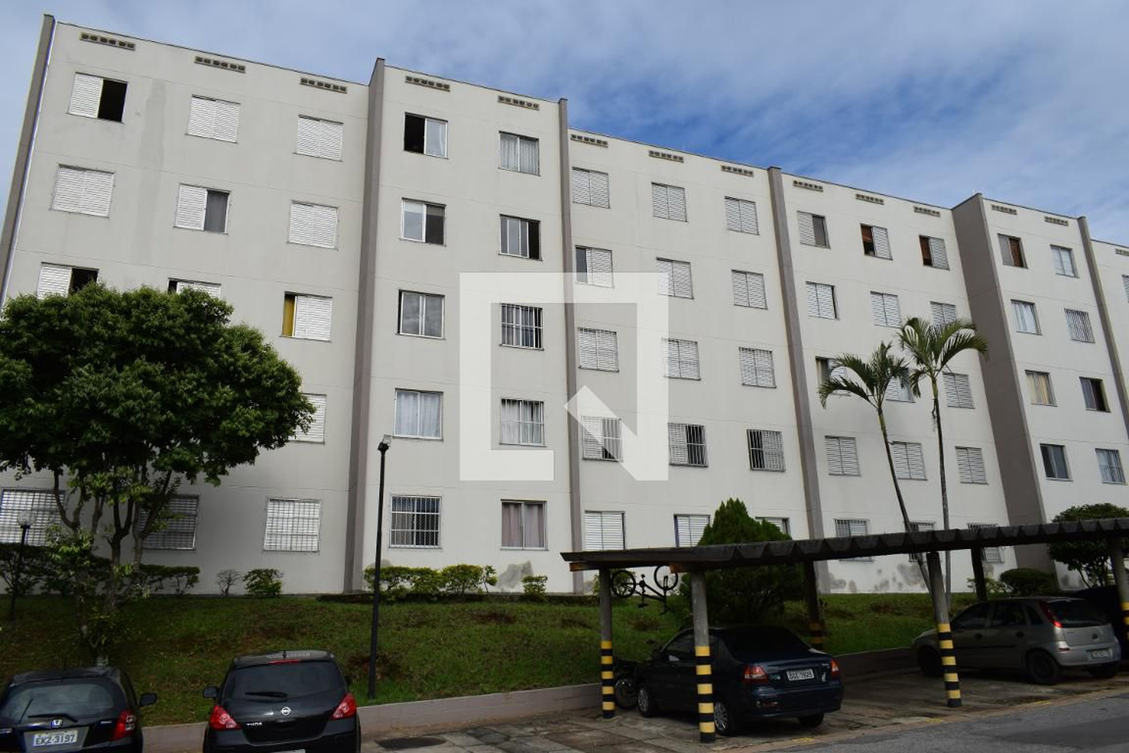 Fachada Condomínio em Rua Ucilla Lorencini Tafarello, 151
