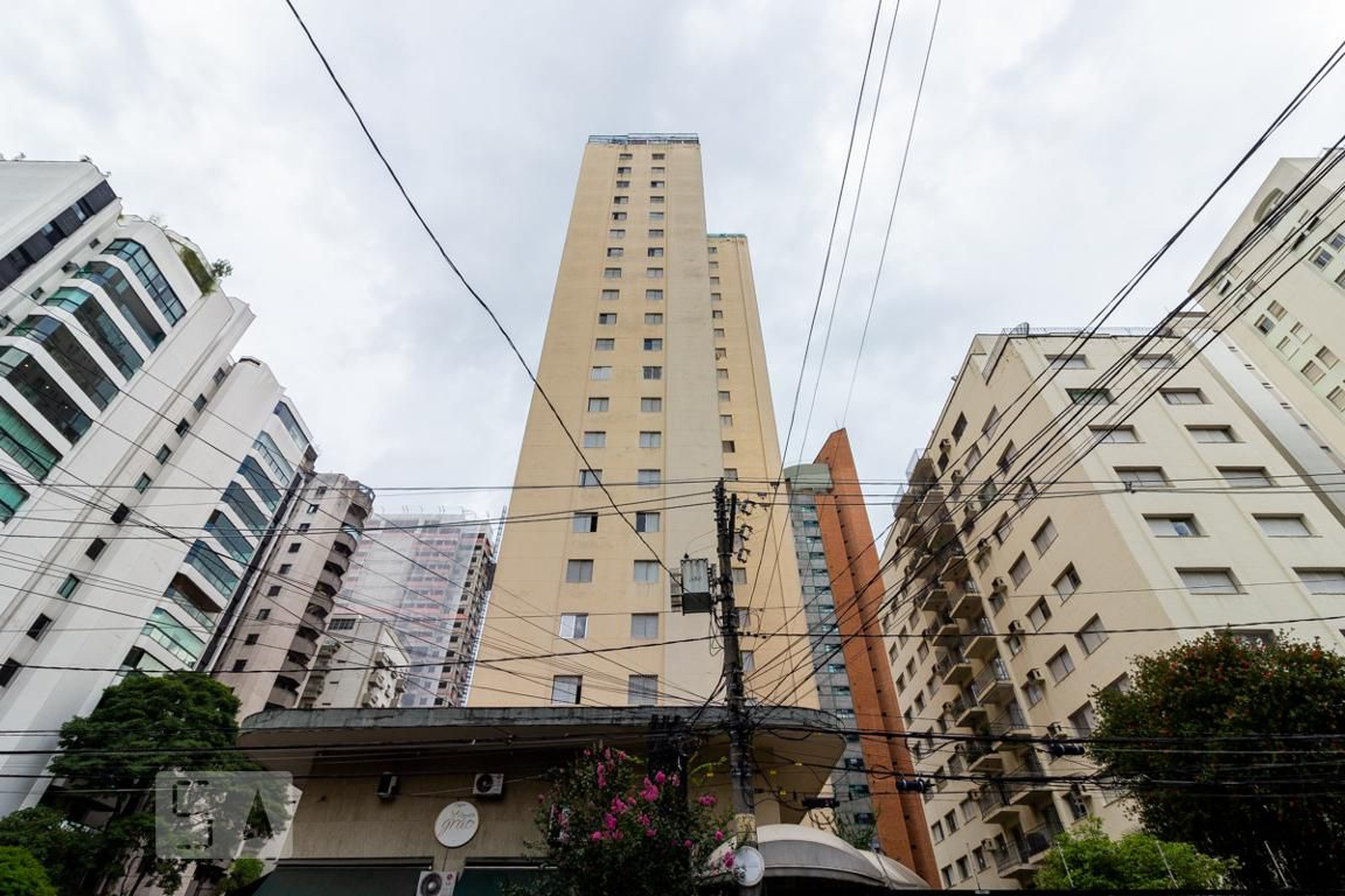 Fachada Edifício Moema Hyde Park