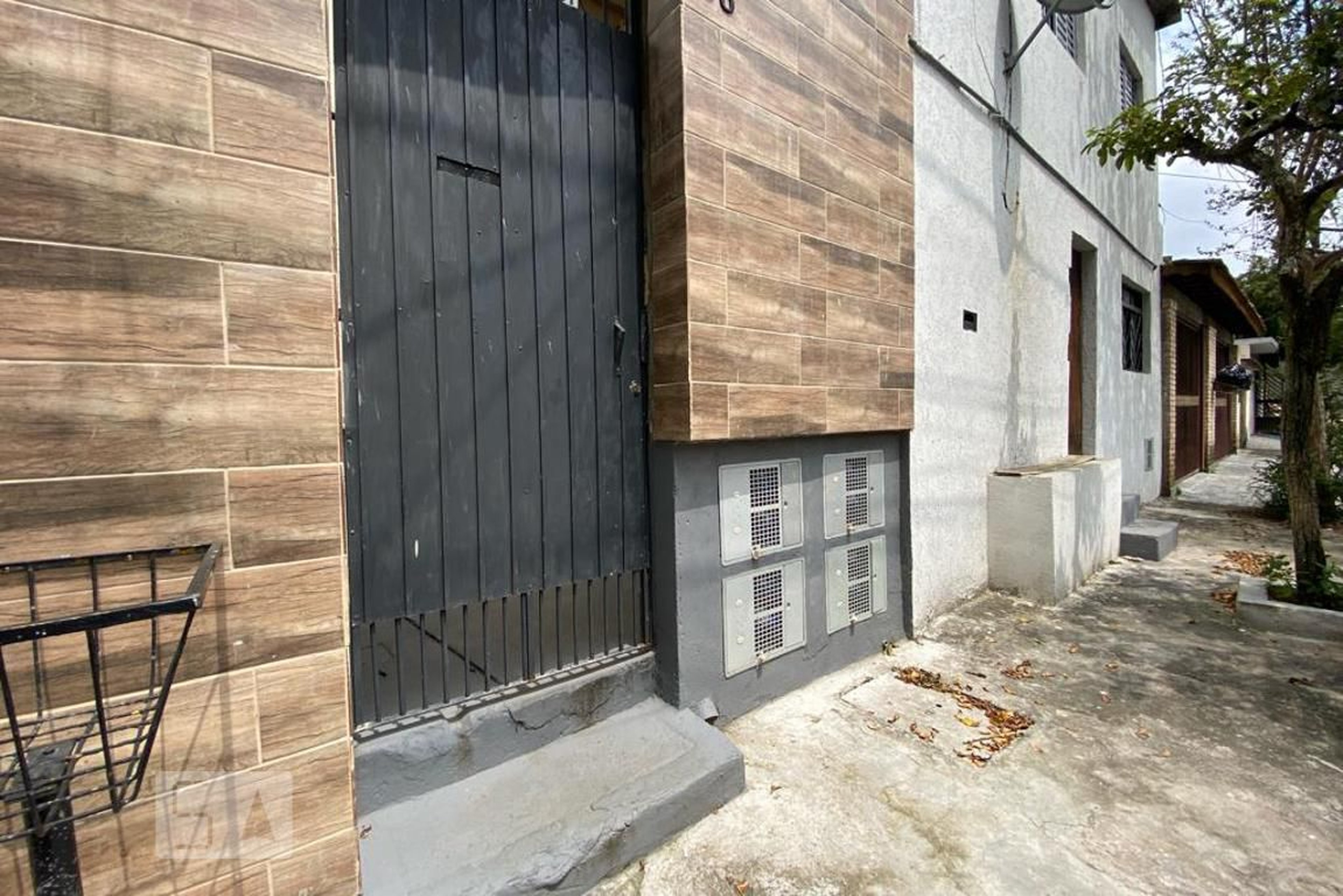 Fachada Condomínio em Rua Franco Alfano, 38