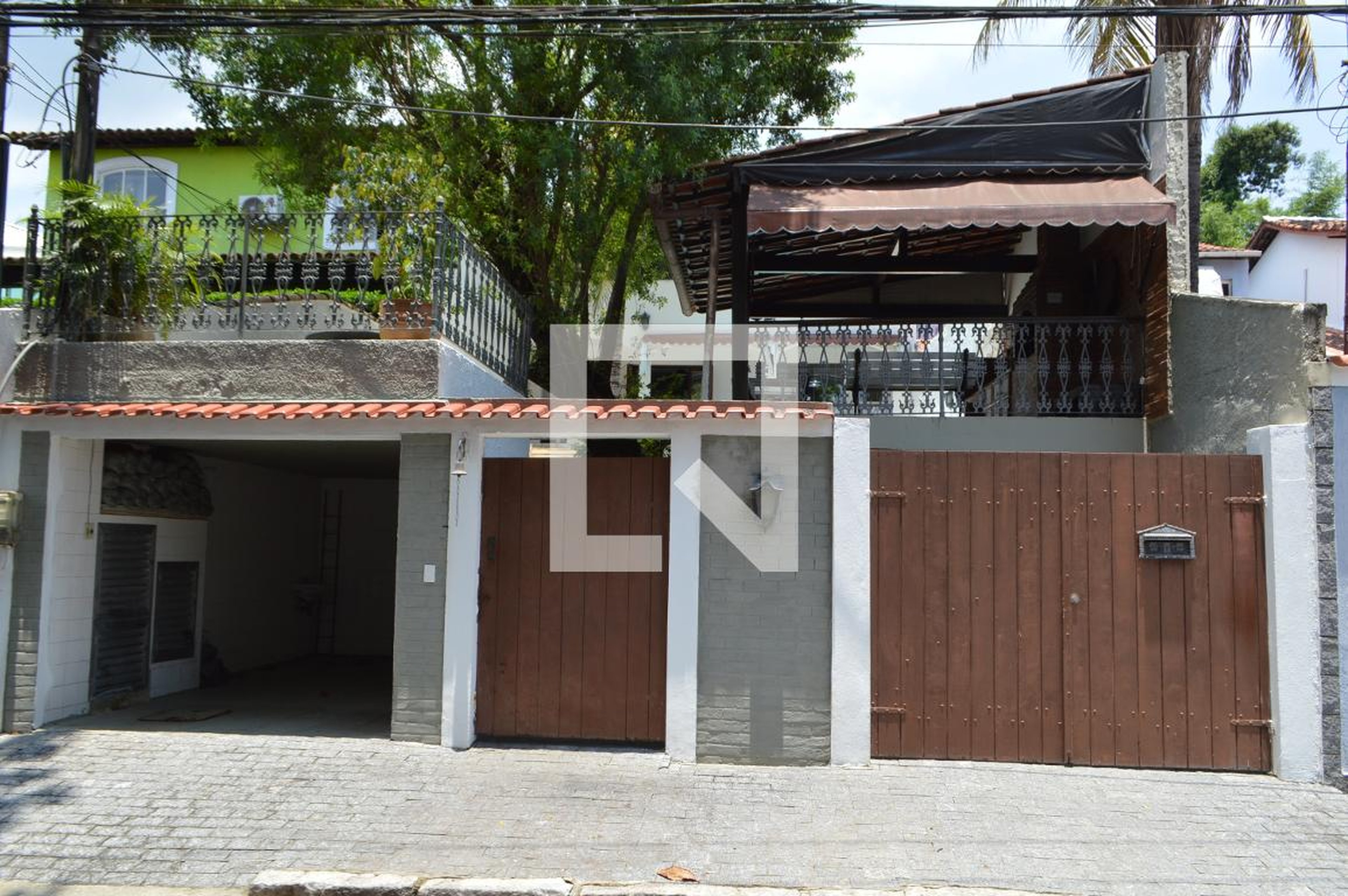 Fachada Condomínio Rio Antigo