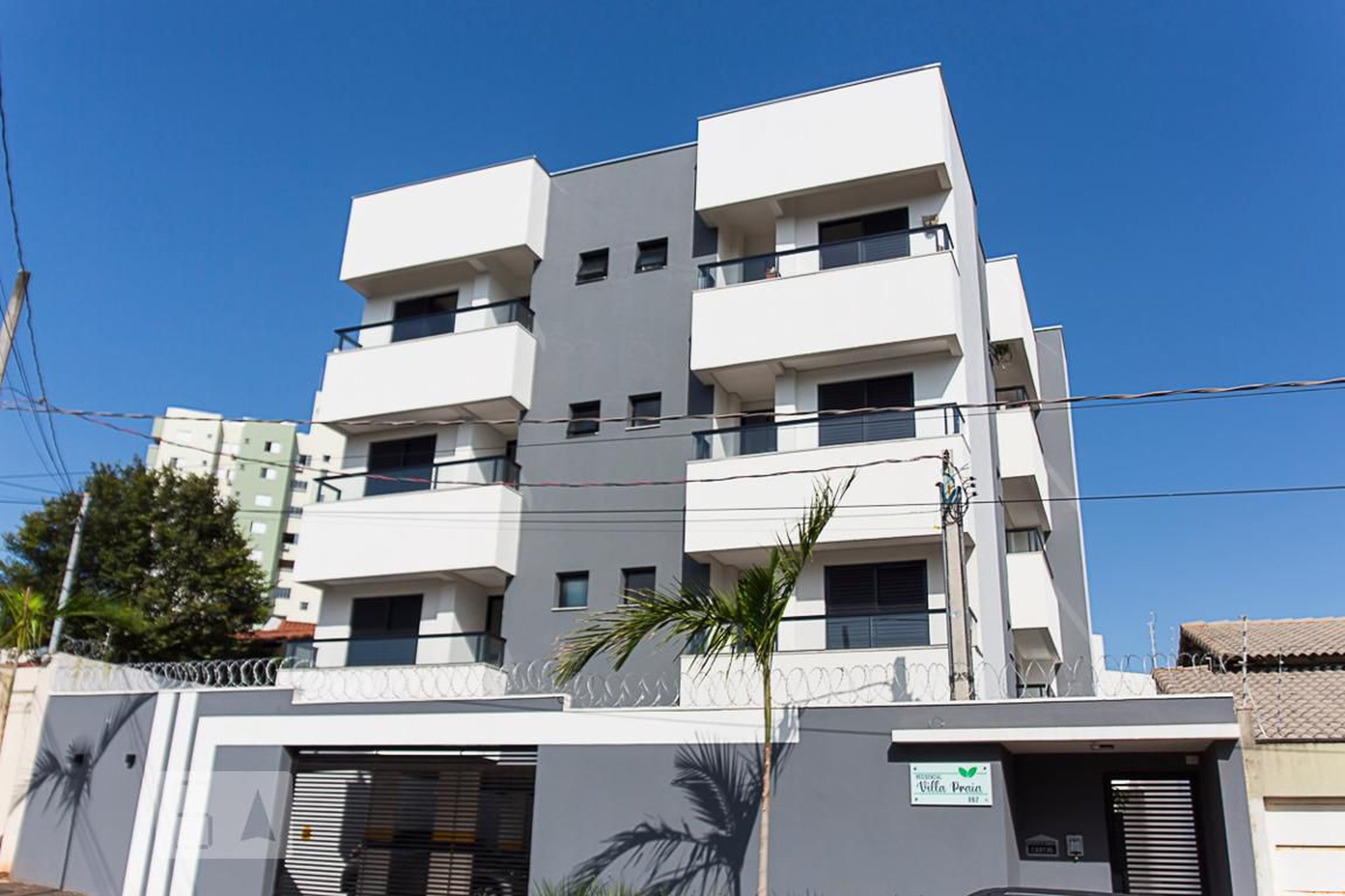 Fachada Condomínio em Rua José de Oliveira Pinto, 2021