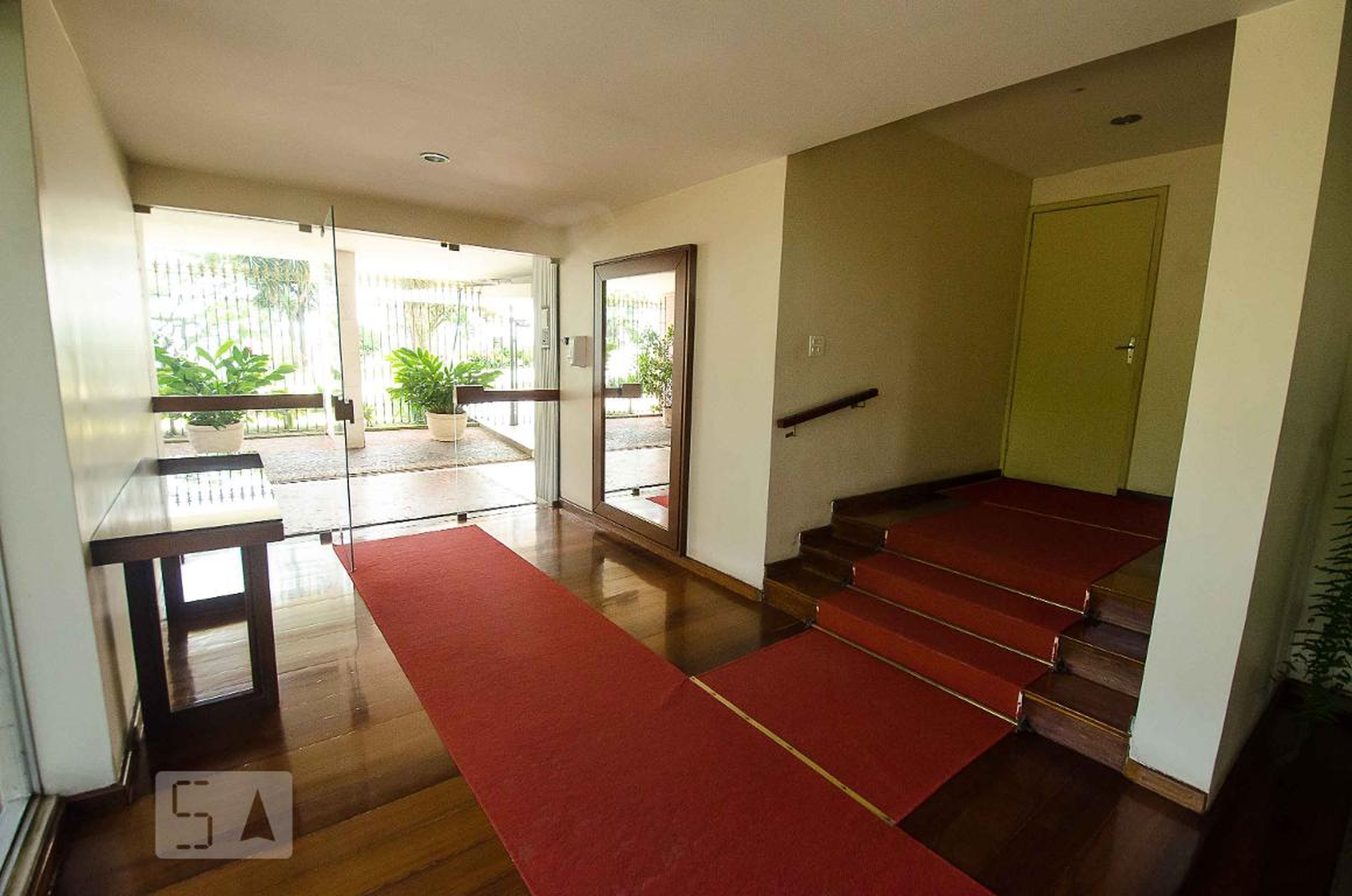 Hall social Condomínio em Rua Djalma Pontes Nogueira, 655