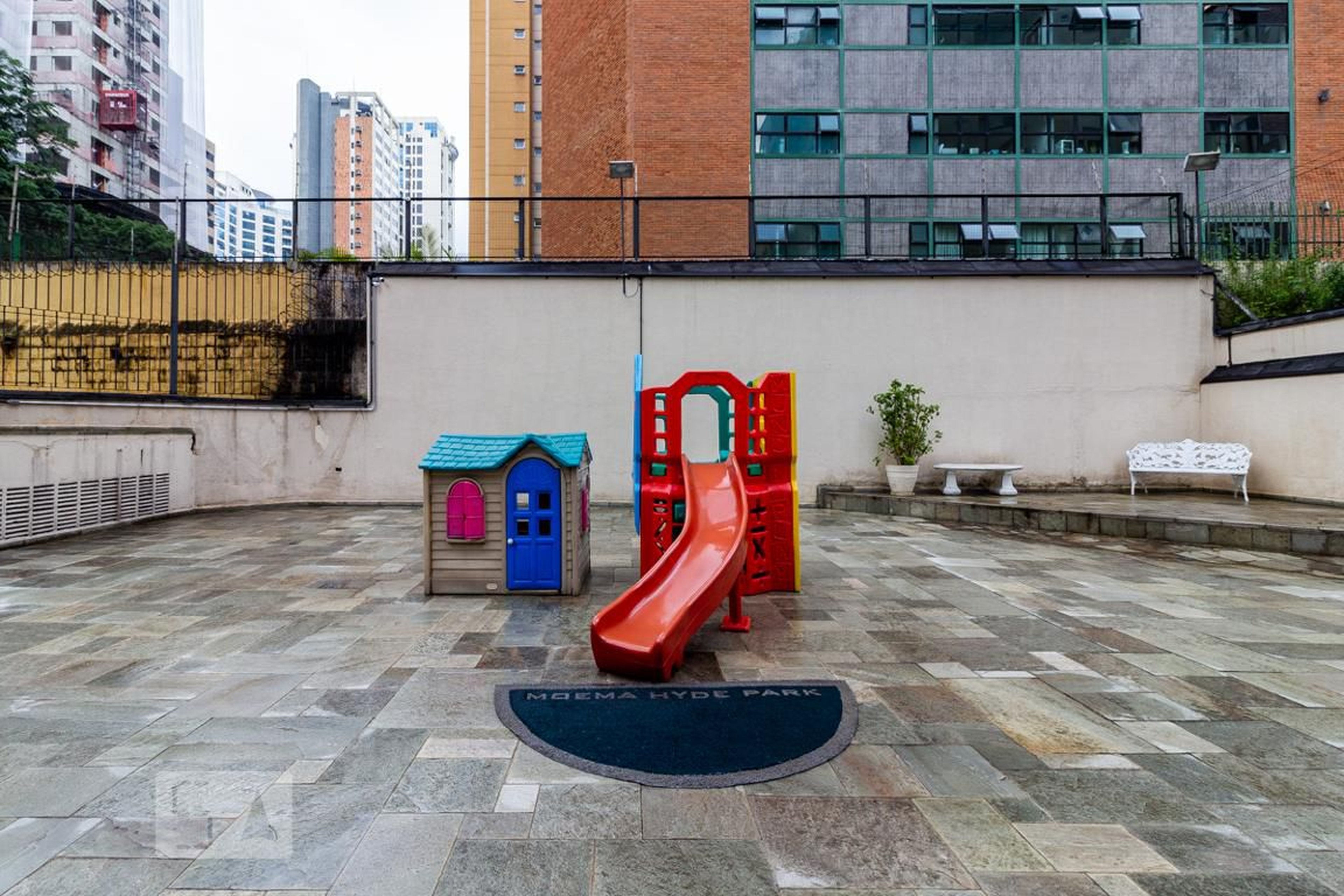 Playground - Moema Hyde Park