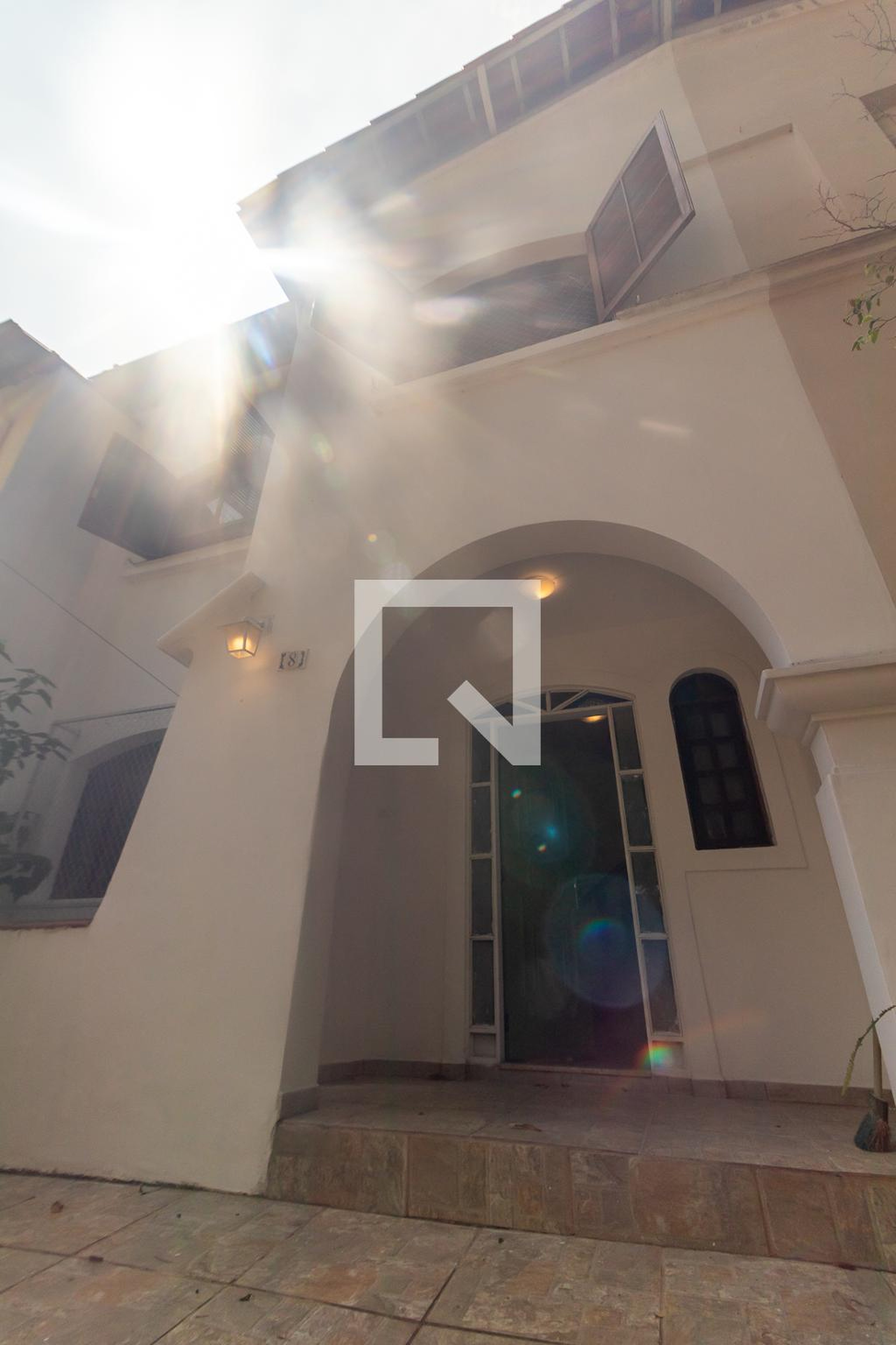 Fachada Condomínio em Rua Cristiano Viana, 778