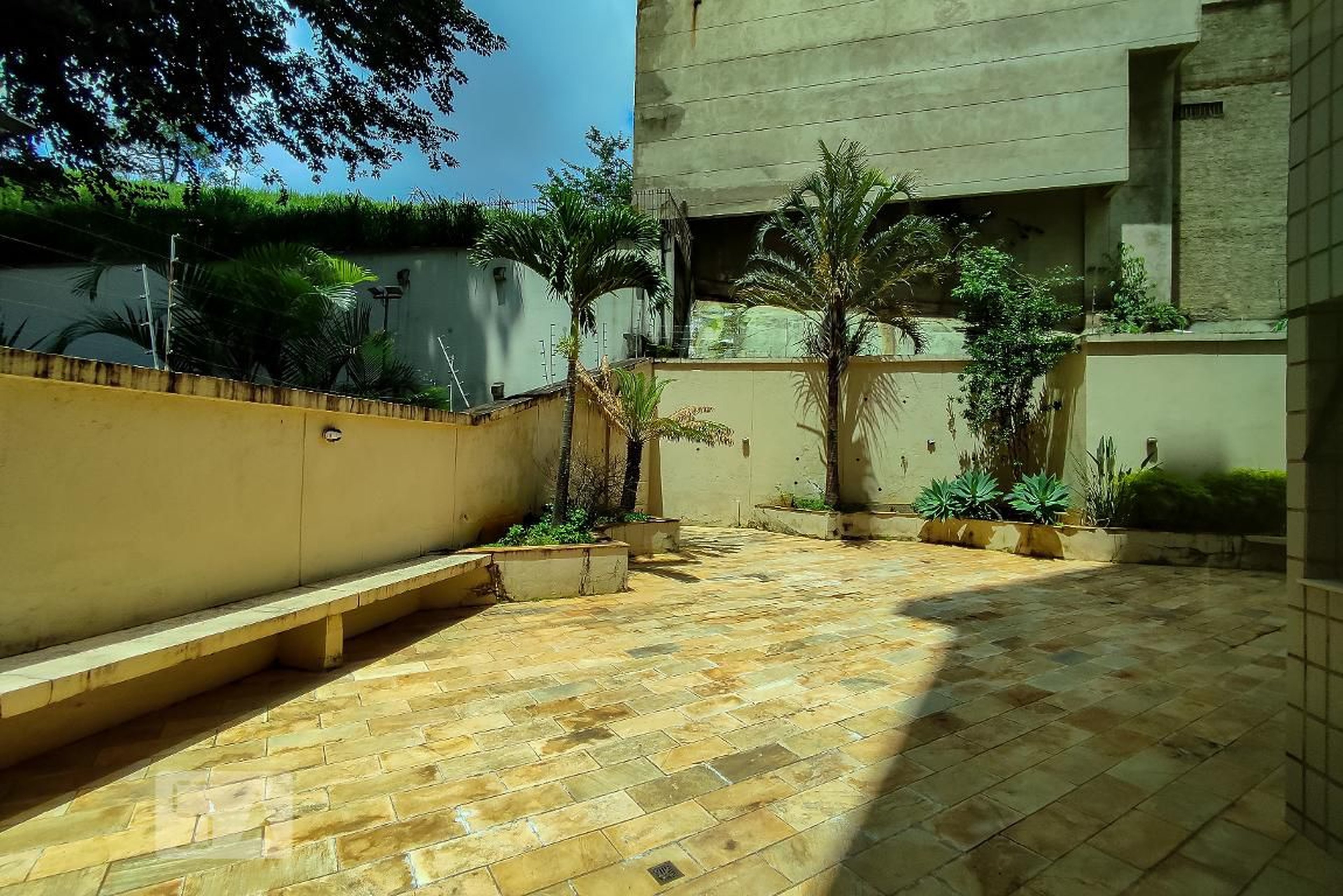 Área Externa - Edifício Monte Verde