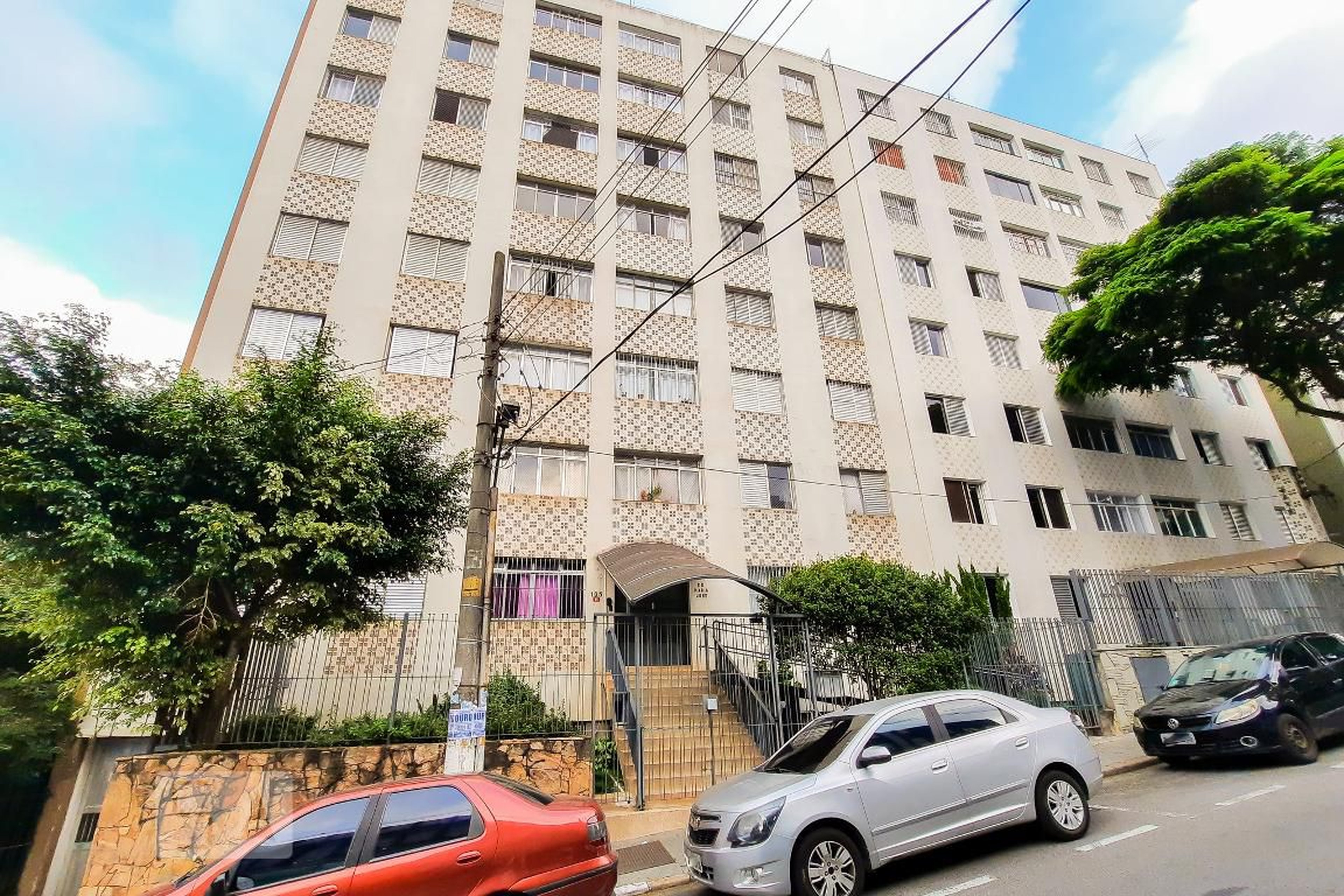 Fachada do Condomínio Edifício Maria José