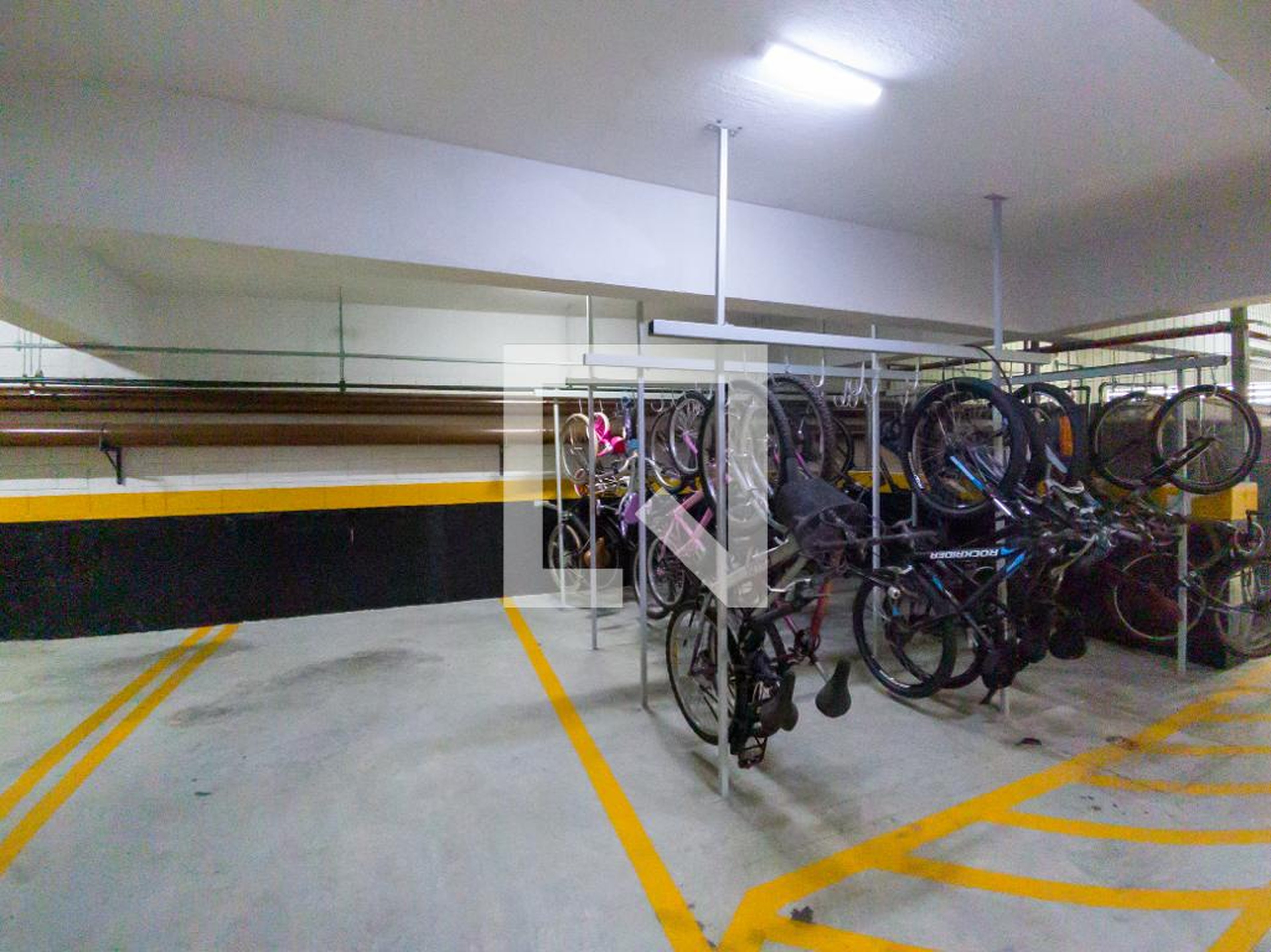 Bicicletário - Edifício Valência