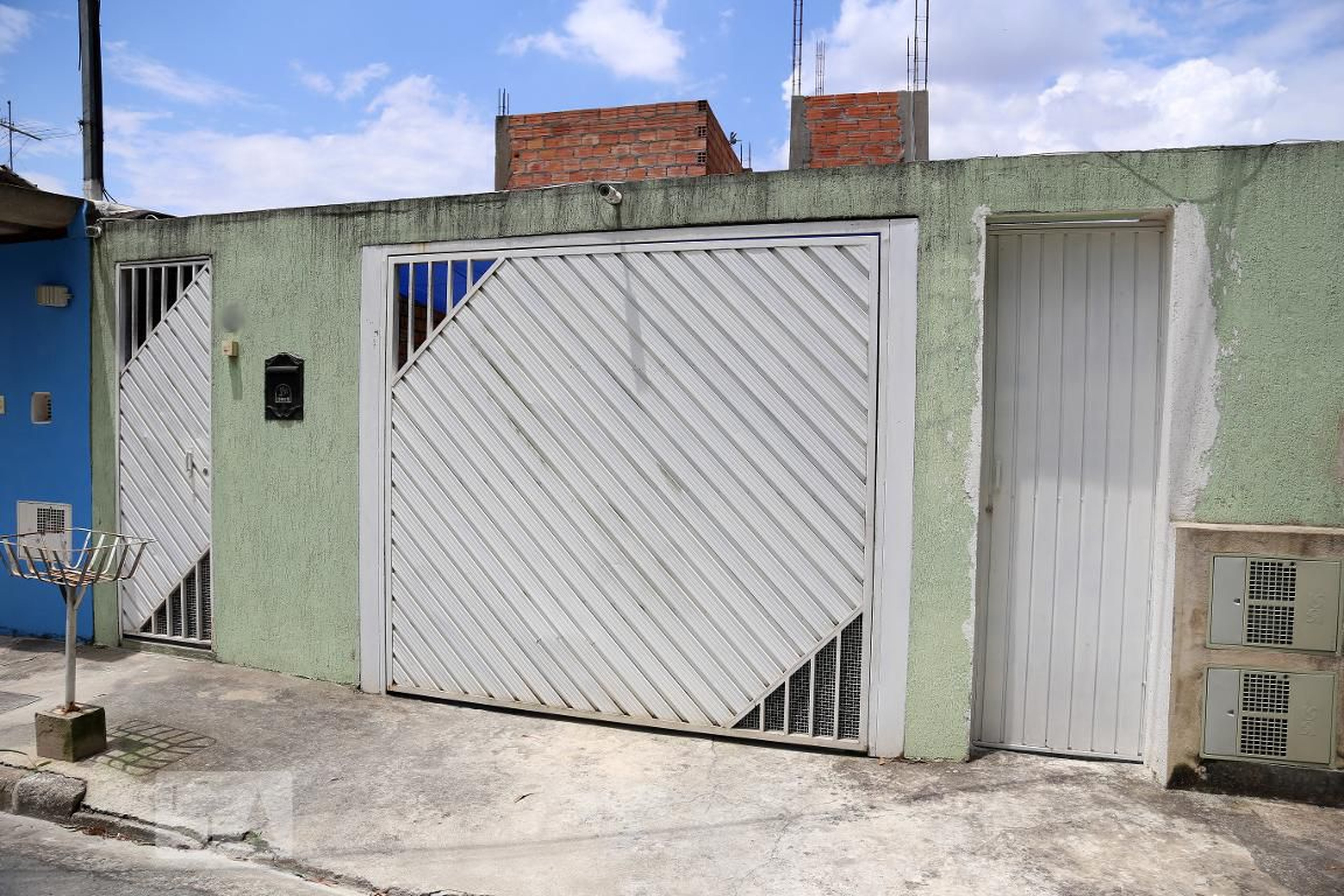 Fachada Condomínio em Rua João Píres de Camargo, 501