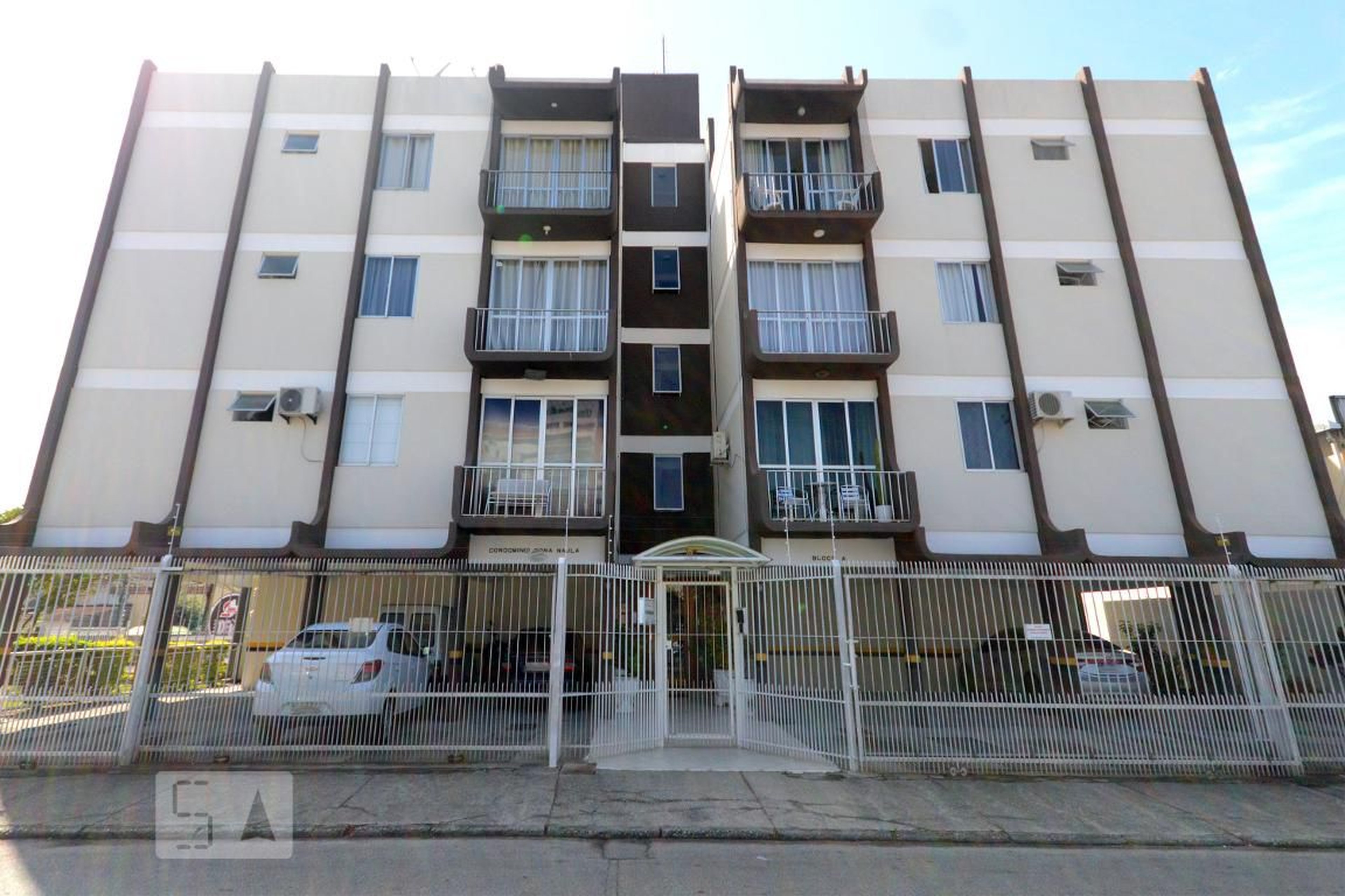 Fachada do condomínio Condomínio Dona Najla