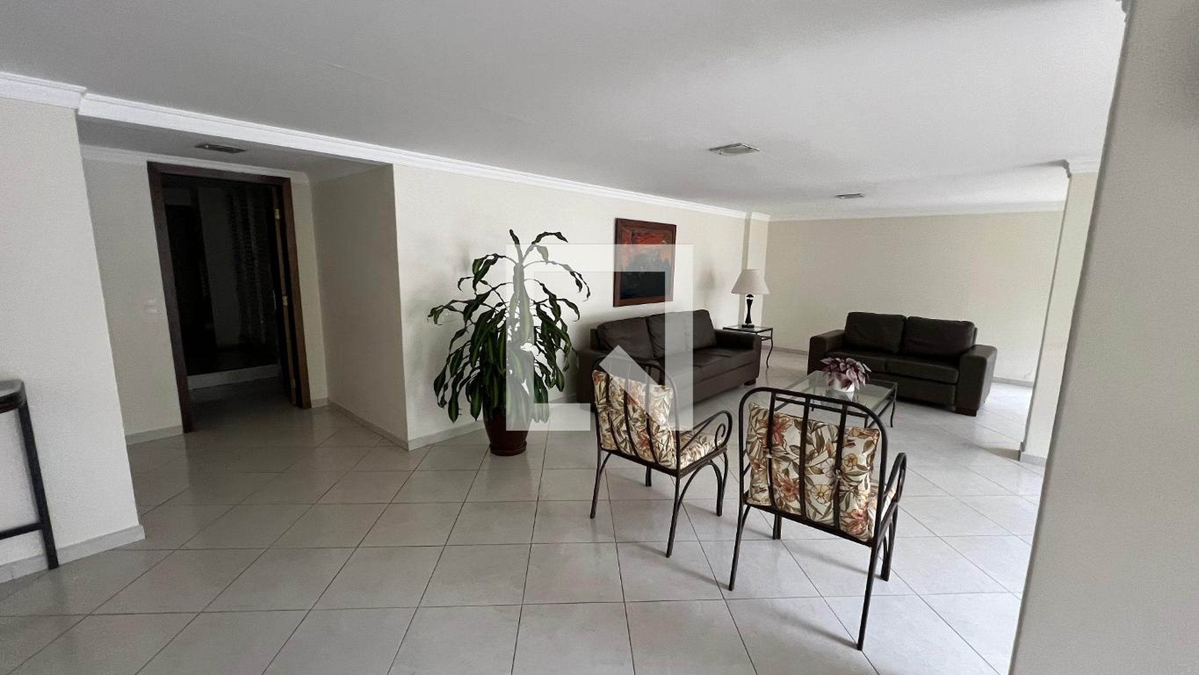 Hall de entrada - Edifício Montmartre