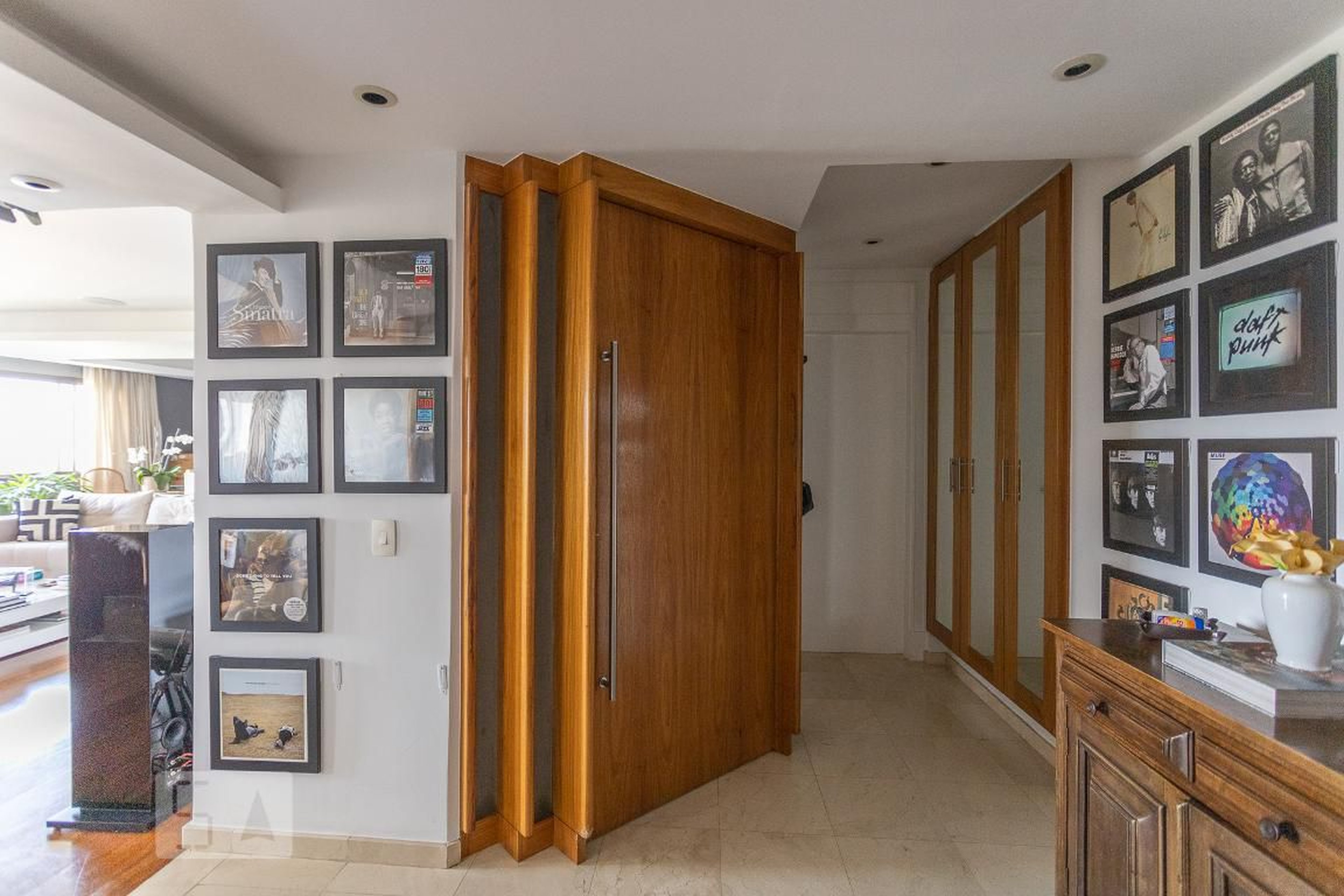 Hall Entrada - Uirapuru