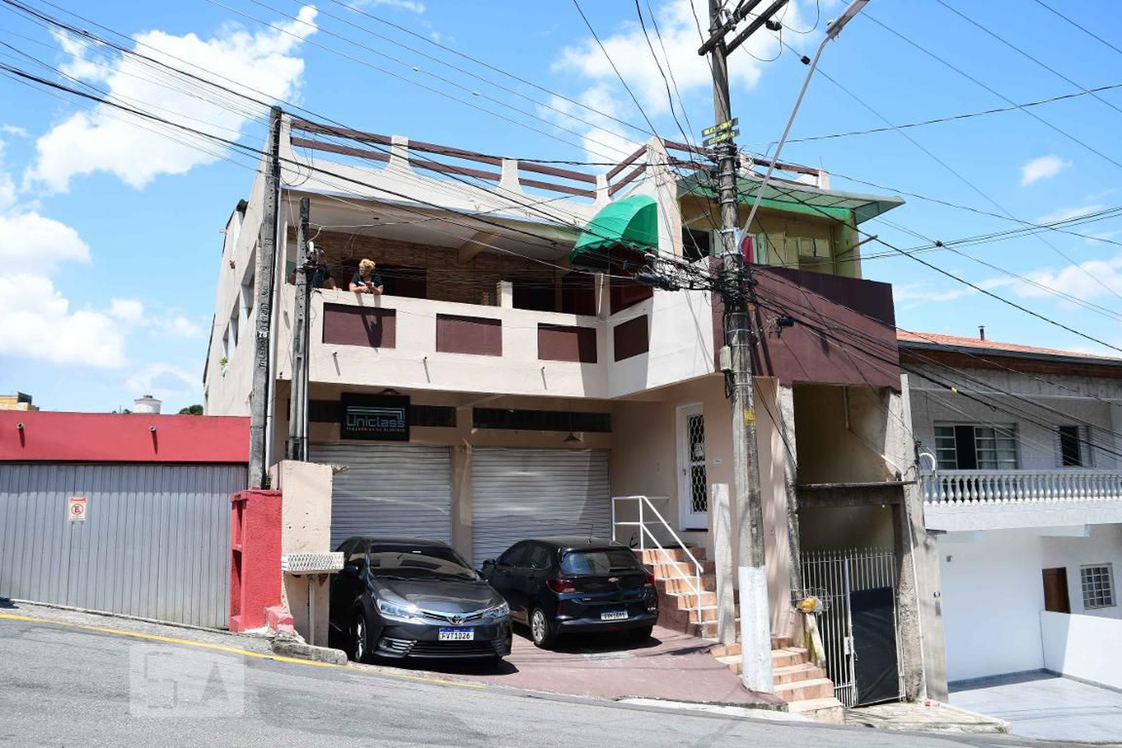 Fachada Condomínio em Rua Amador Antônio dos Passos, 85