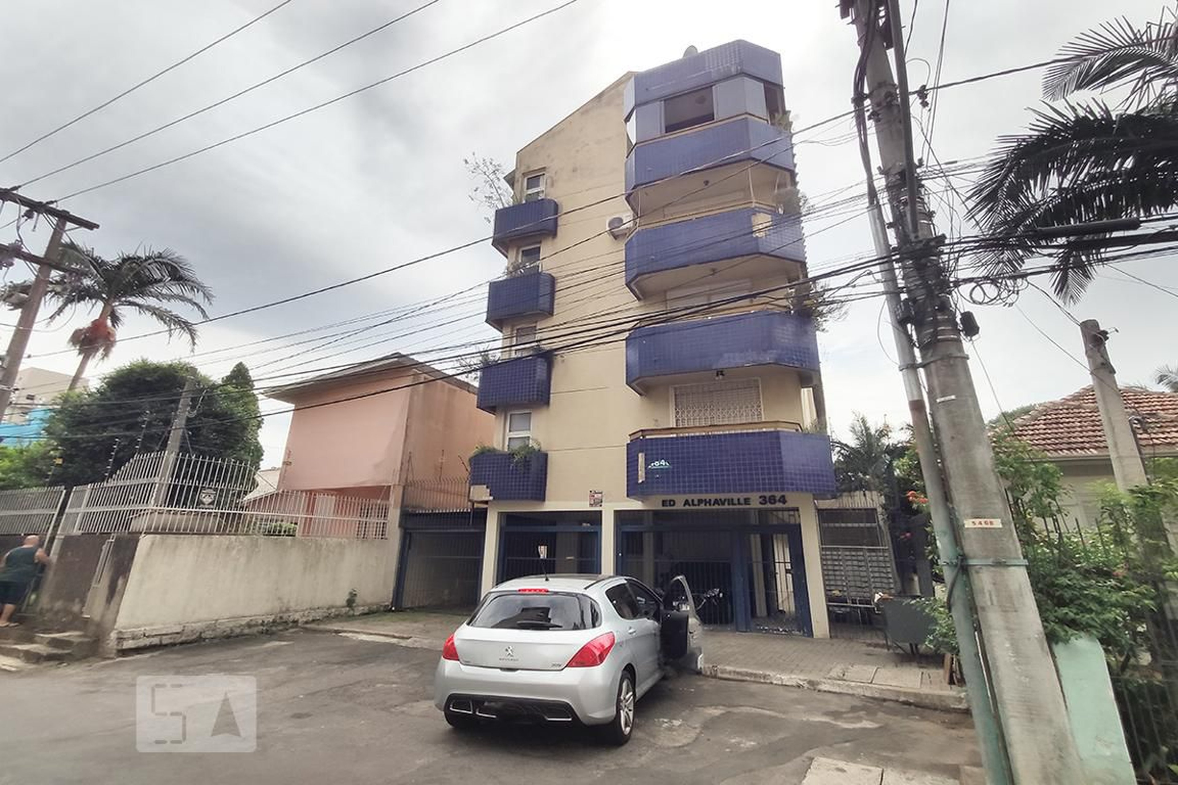 Fachada do Condomínio Edifício Alphaville