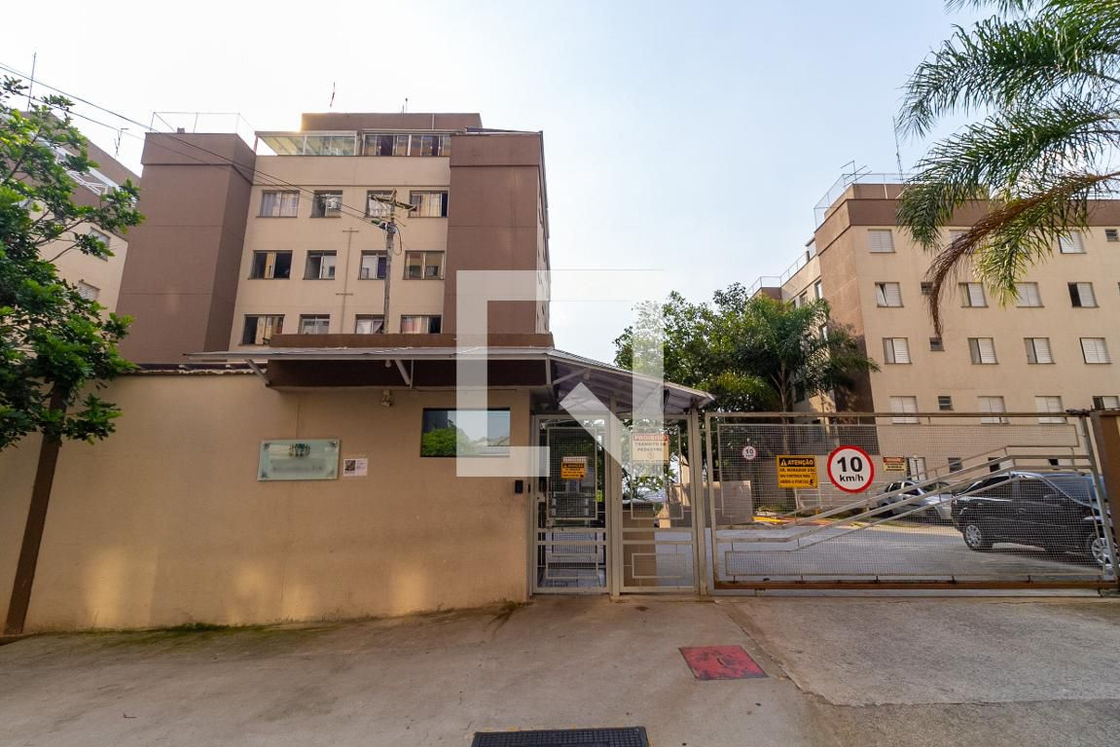 Fachada do Condomínio Condomínio Aricanduva Life