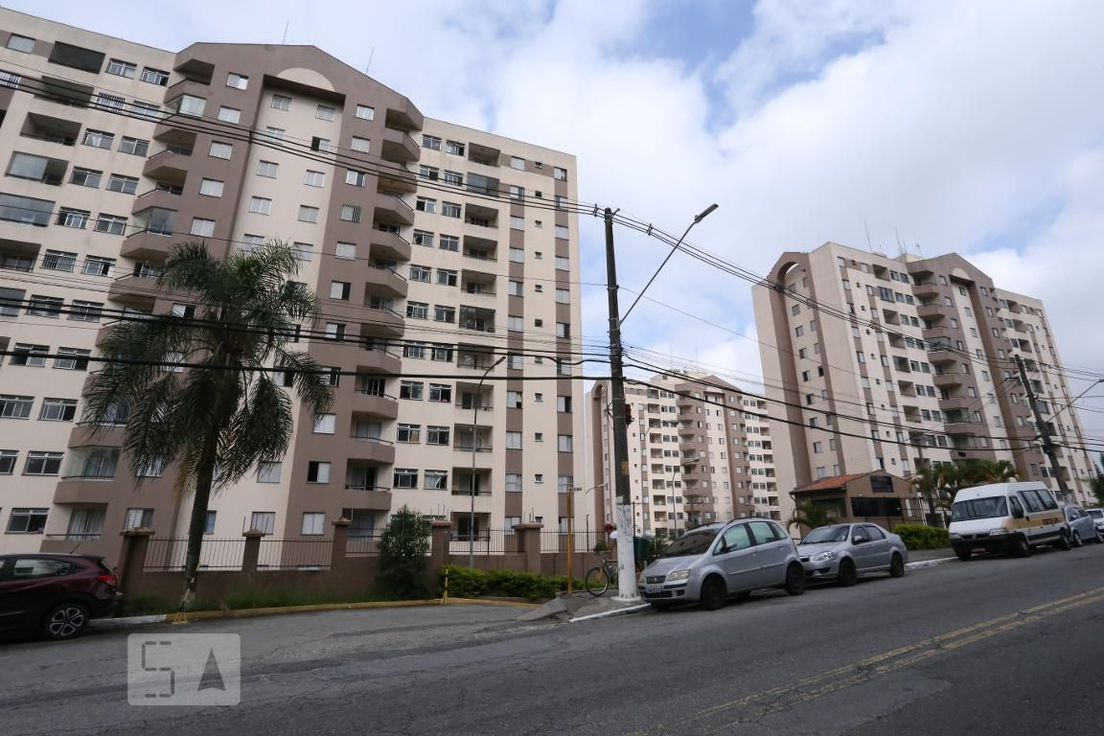 Fachada do Condomínio Condomínio Montes Claros