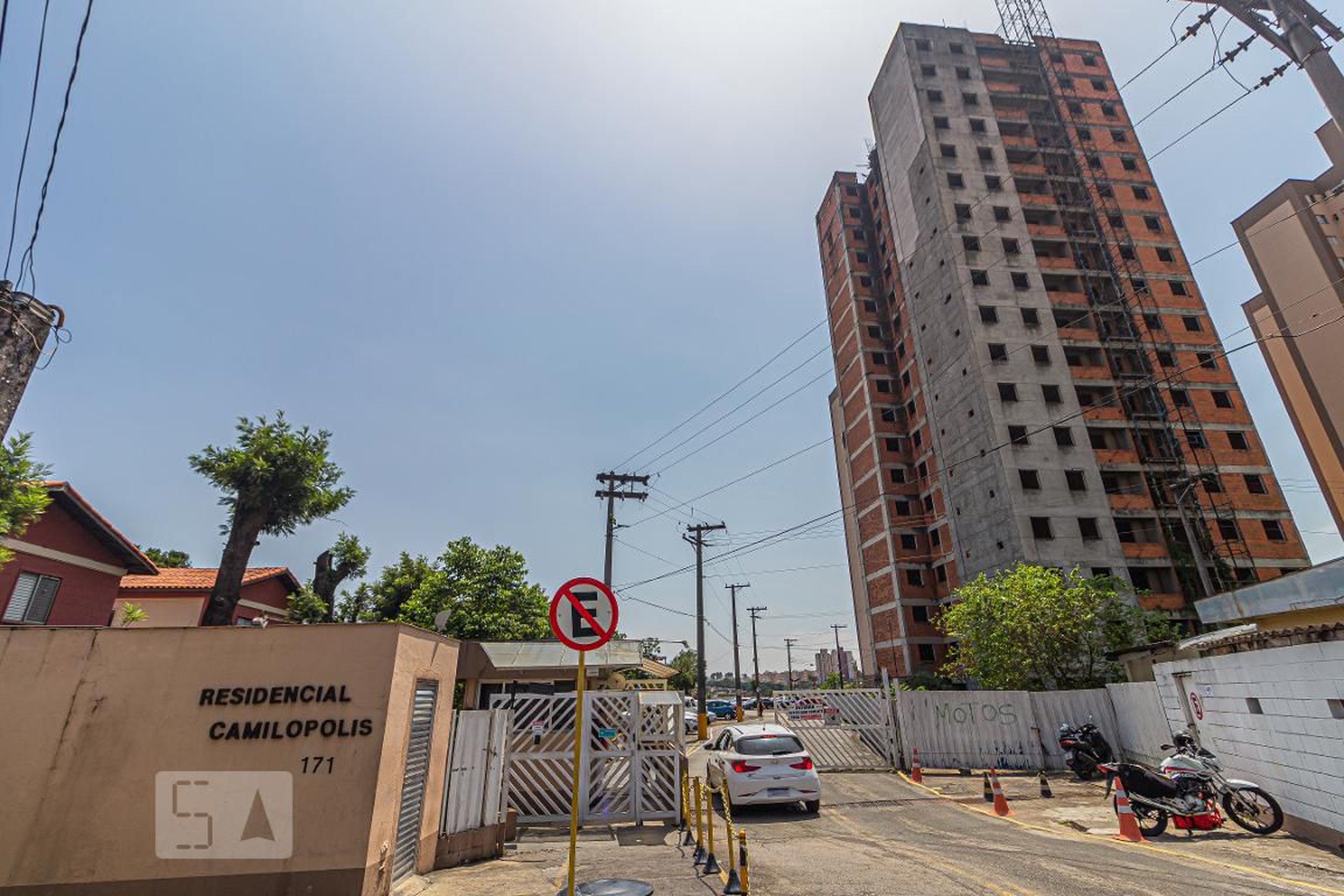 Fachada do Condomínio Residencial Camilopolis