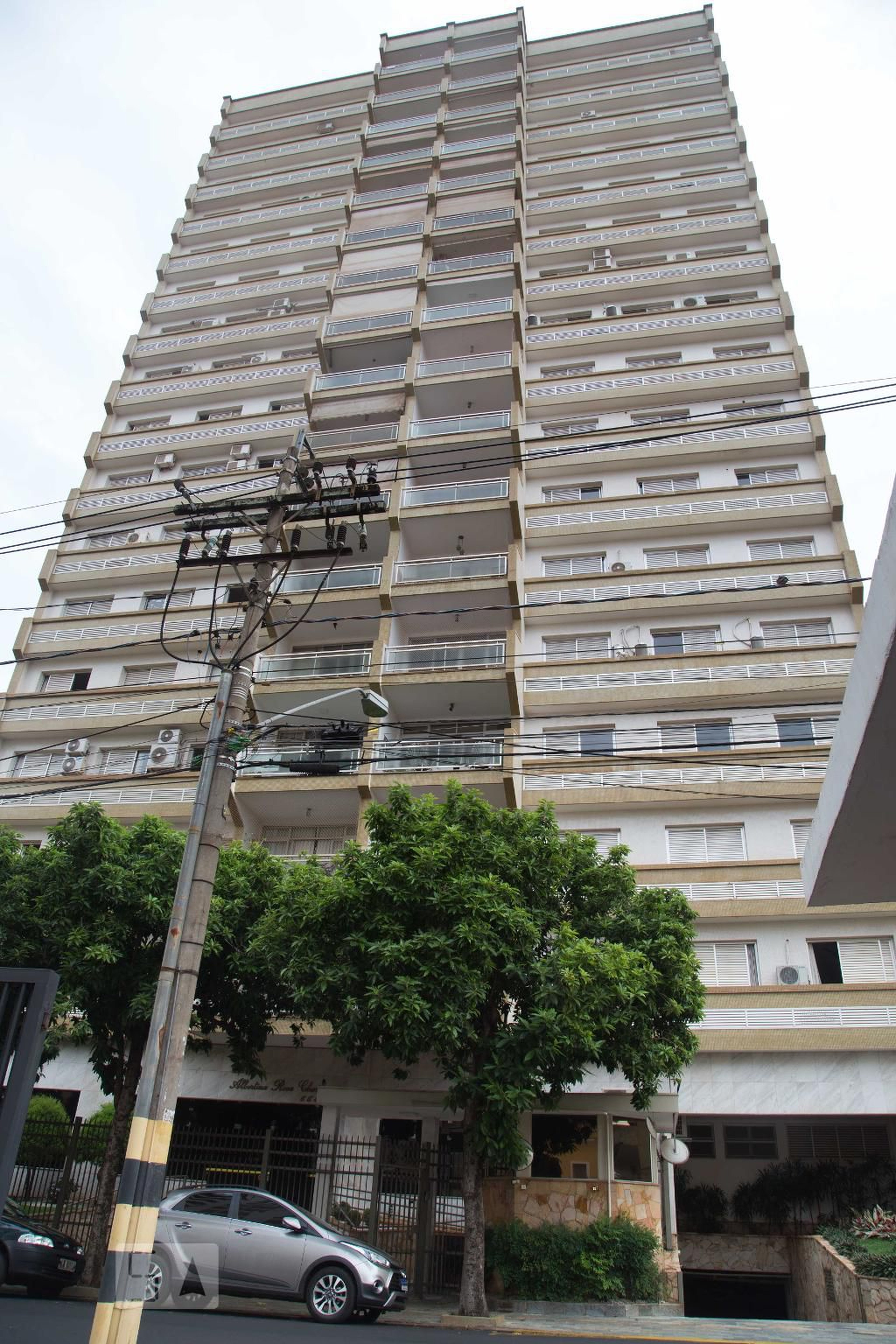 Fachada Edifício Albertina Rosa Chaves