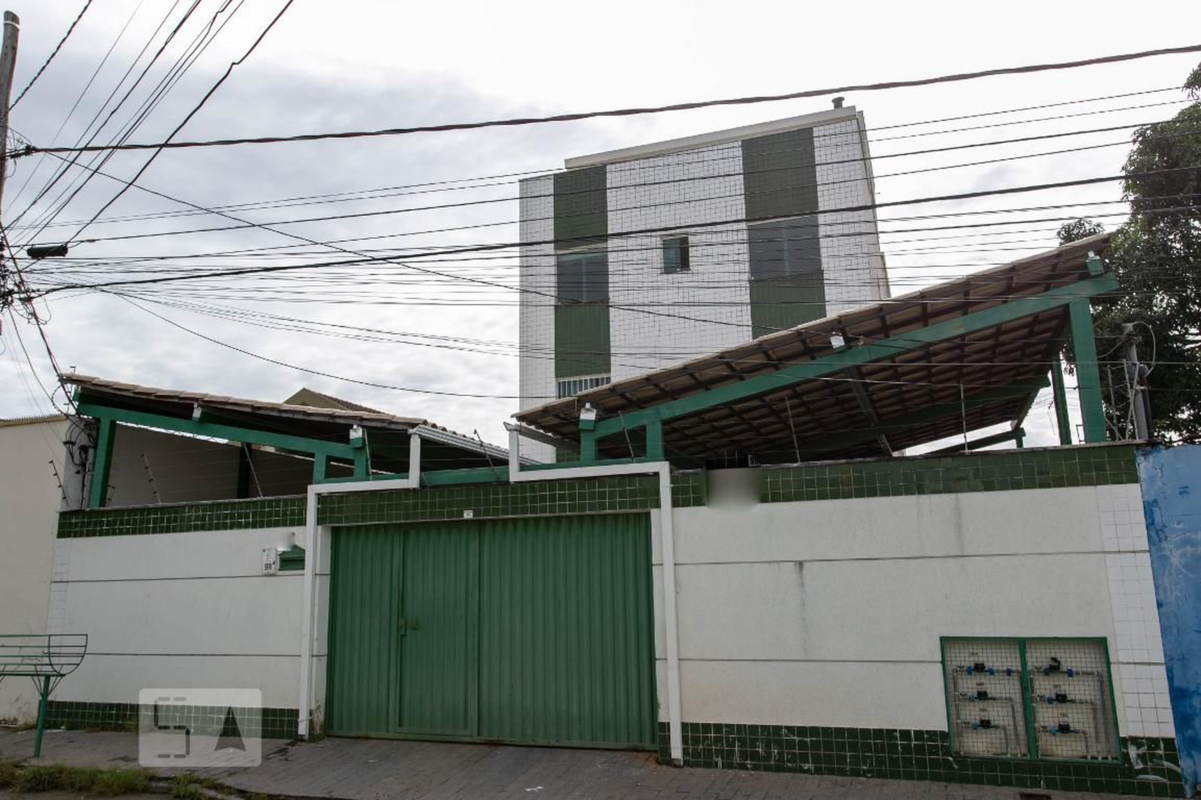 Fachada Condomínio em Rua Engenheiro Schnoor, 350