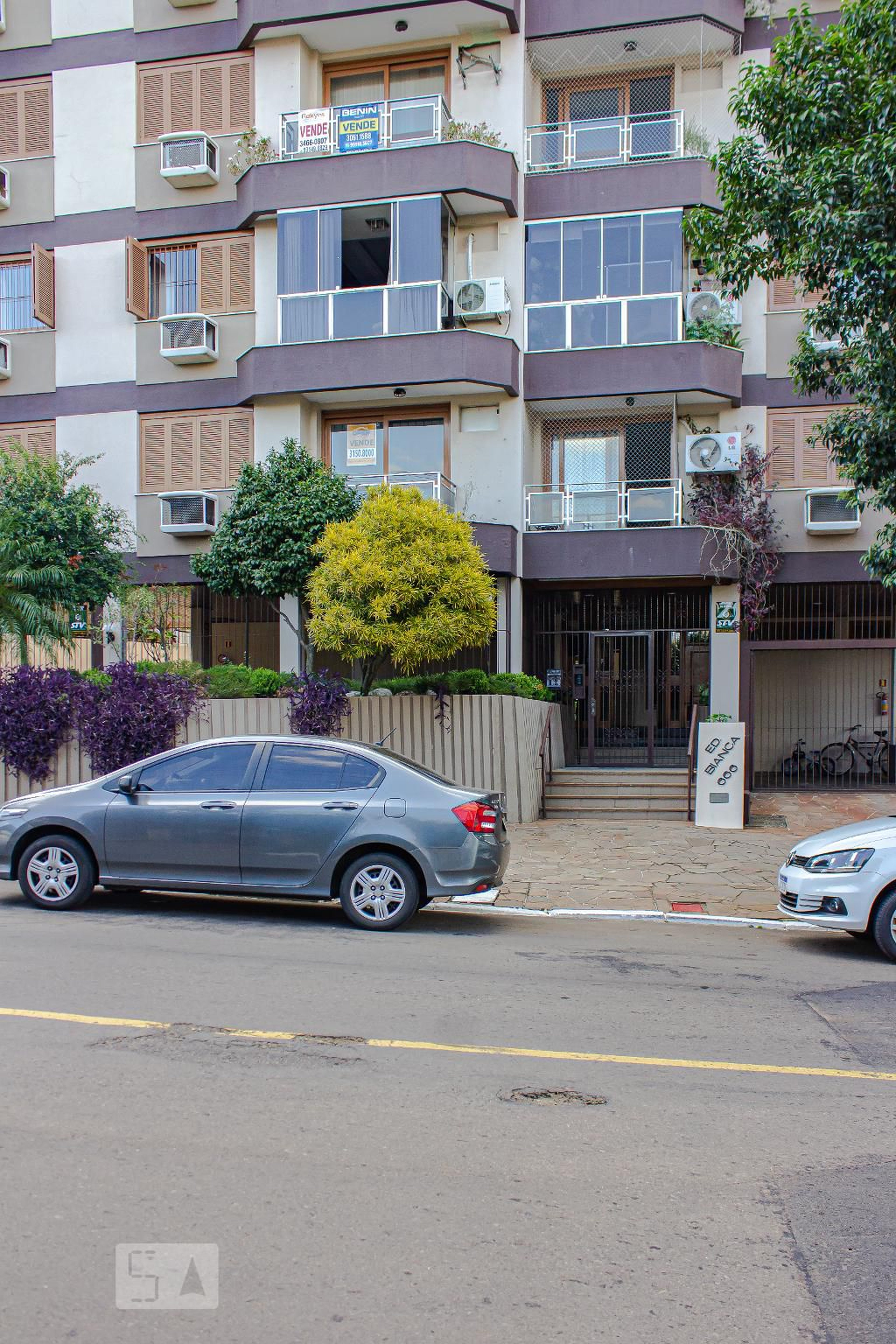 Fachada do Condomínio Condomínio Bianca