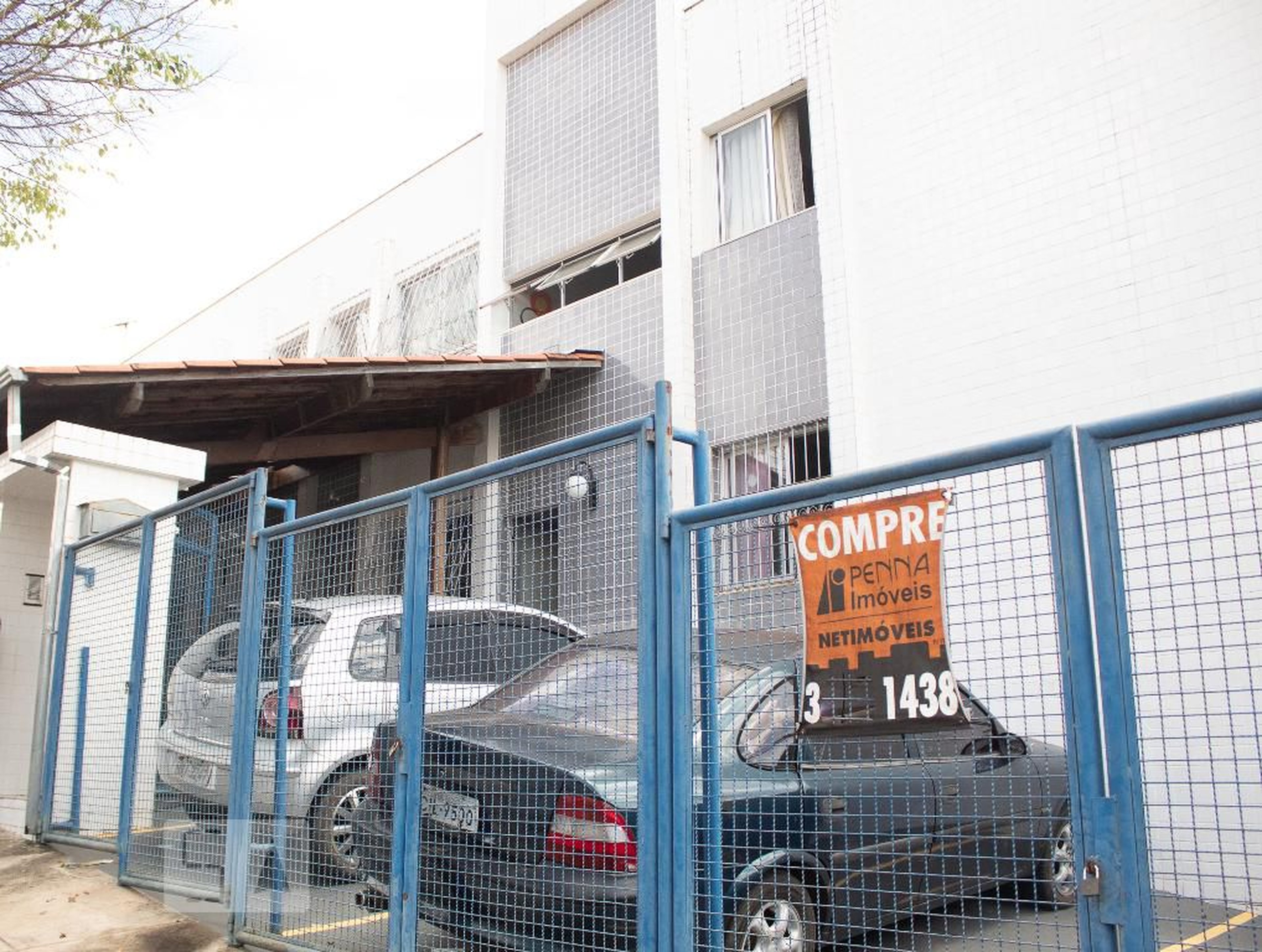 Fachada do Prédio Condomínio em Rua Universo, 1140