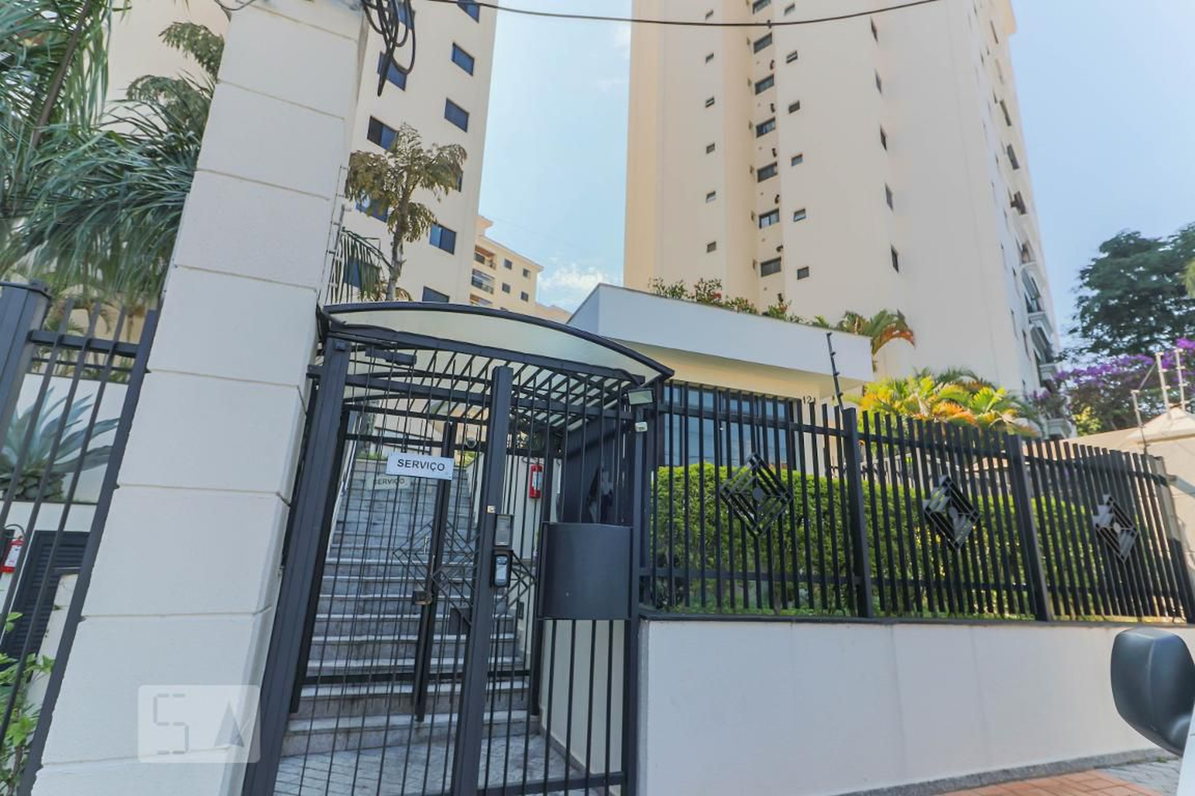 Fachada do Condomínio Condomínio Garden Hill