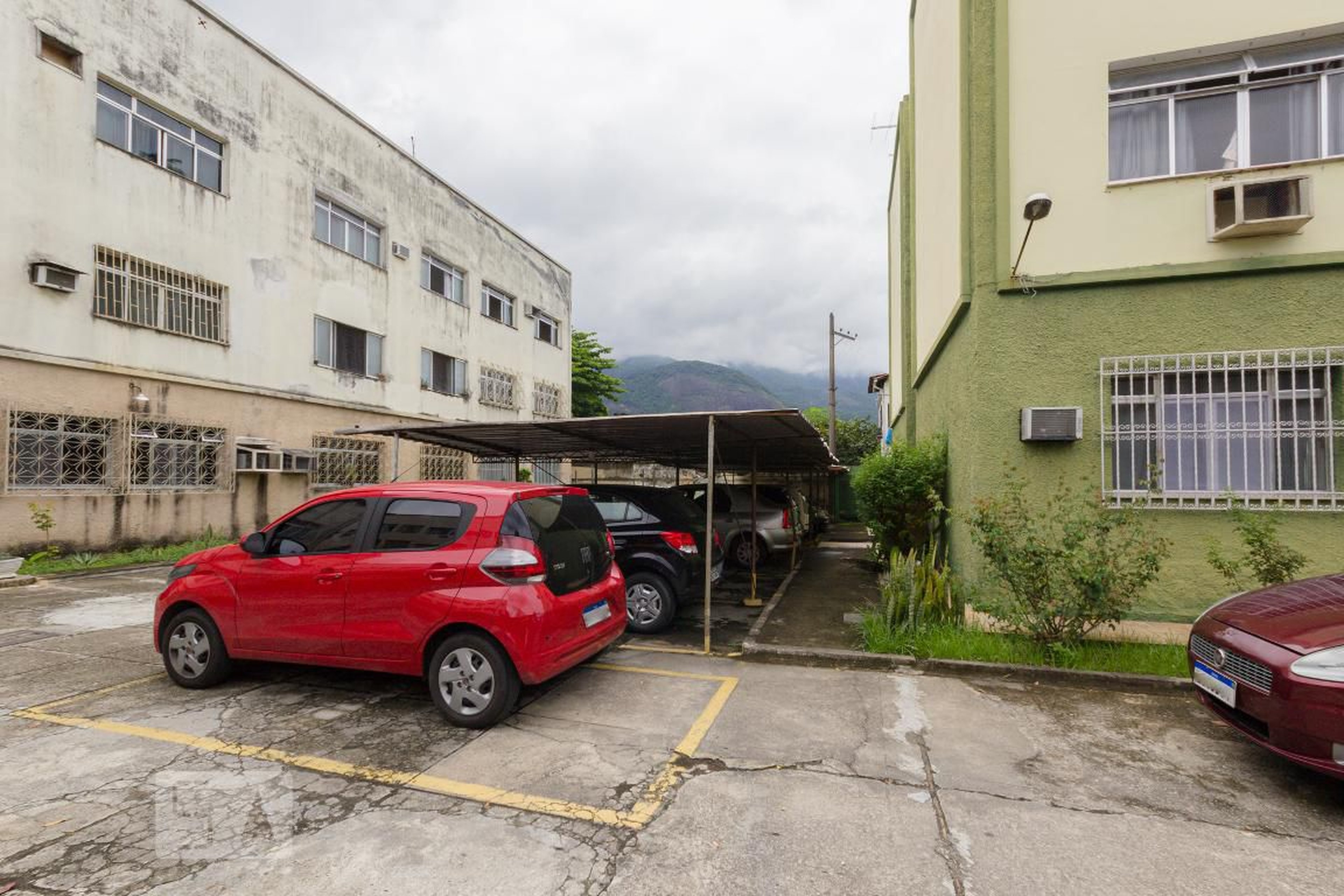 Condomínio - Annibal Ramos