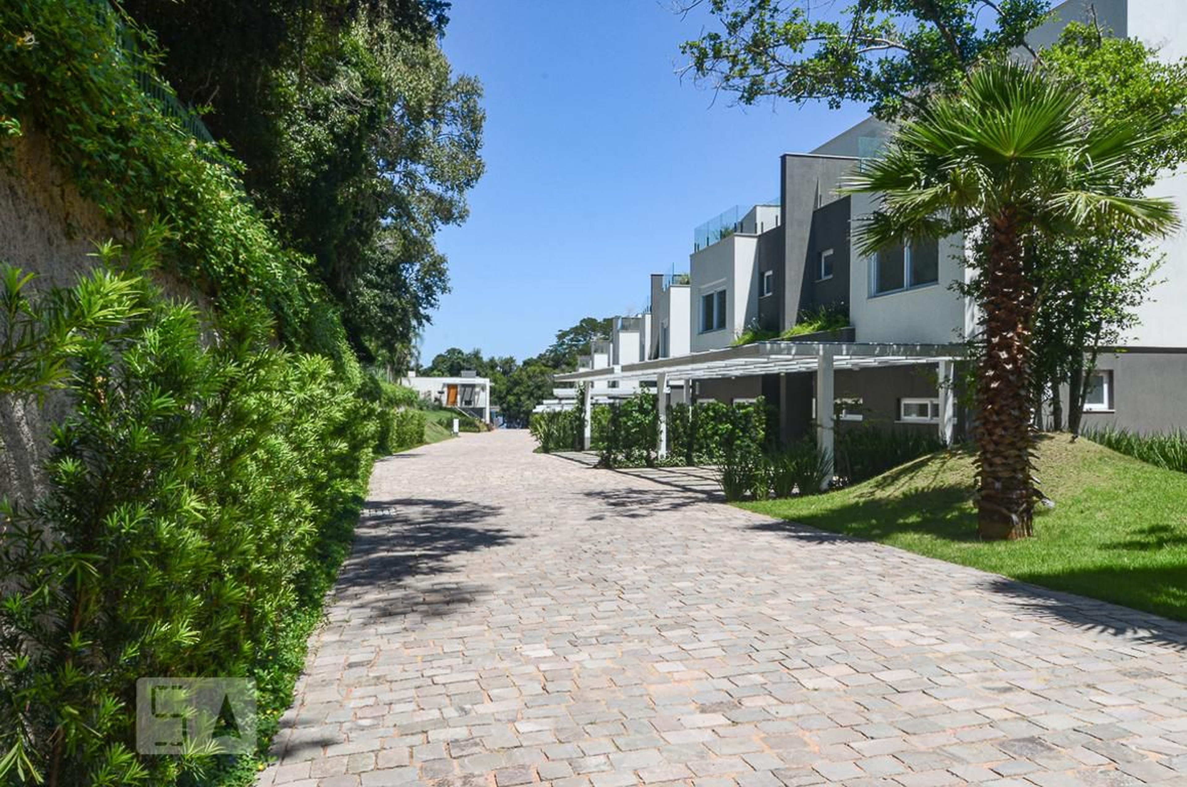 Fachada do Condomínio Condomínio Acqua