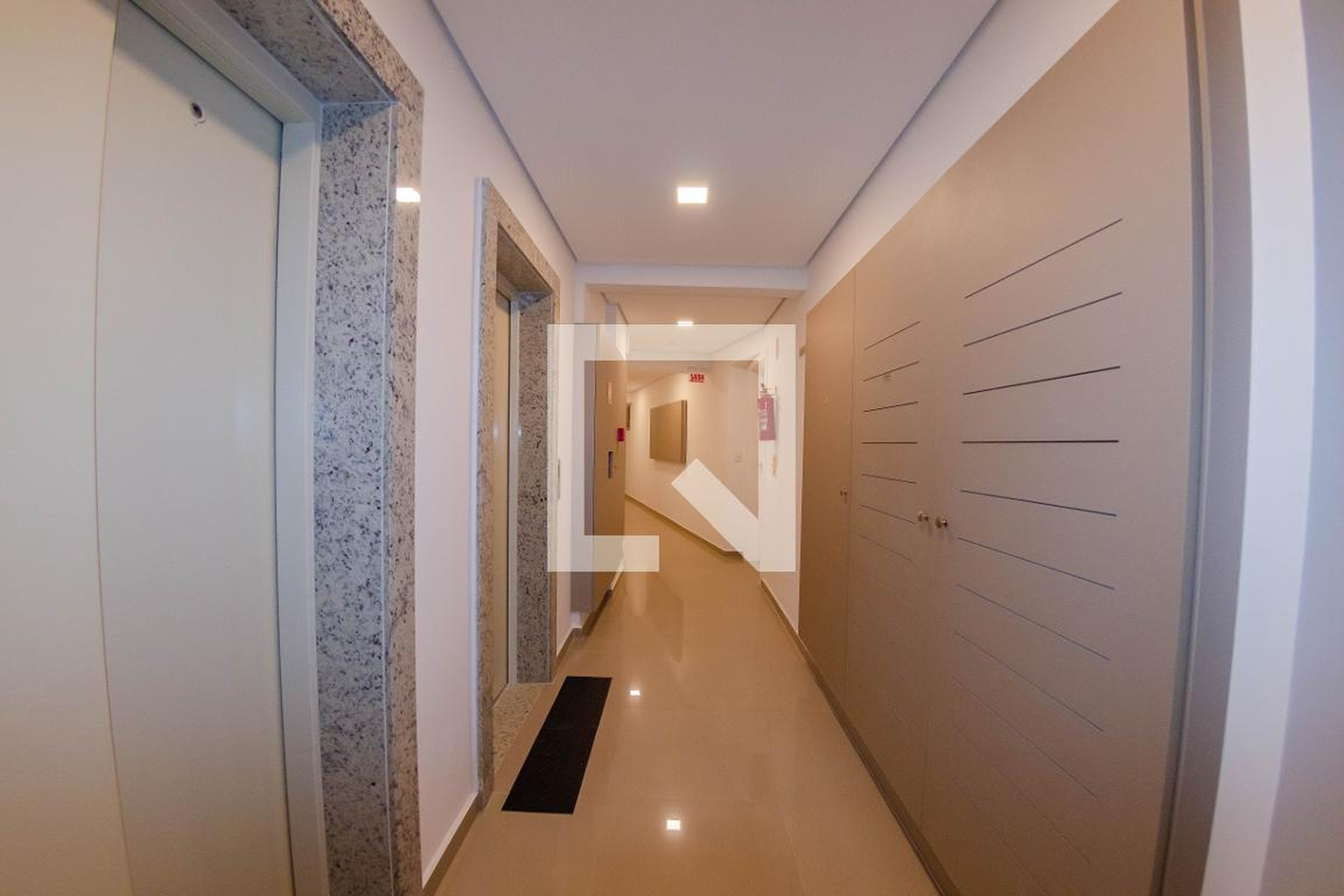 Elevador - Residencial Montpellier